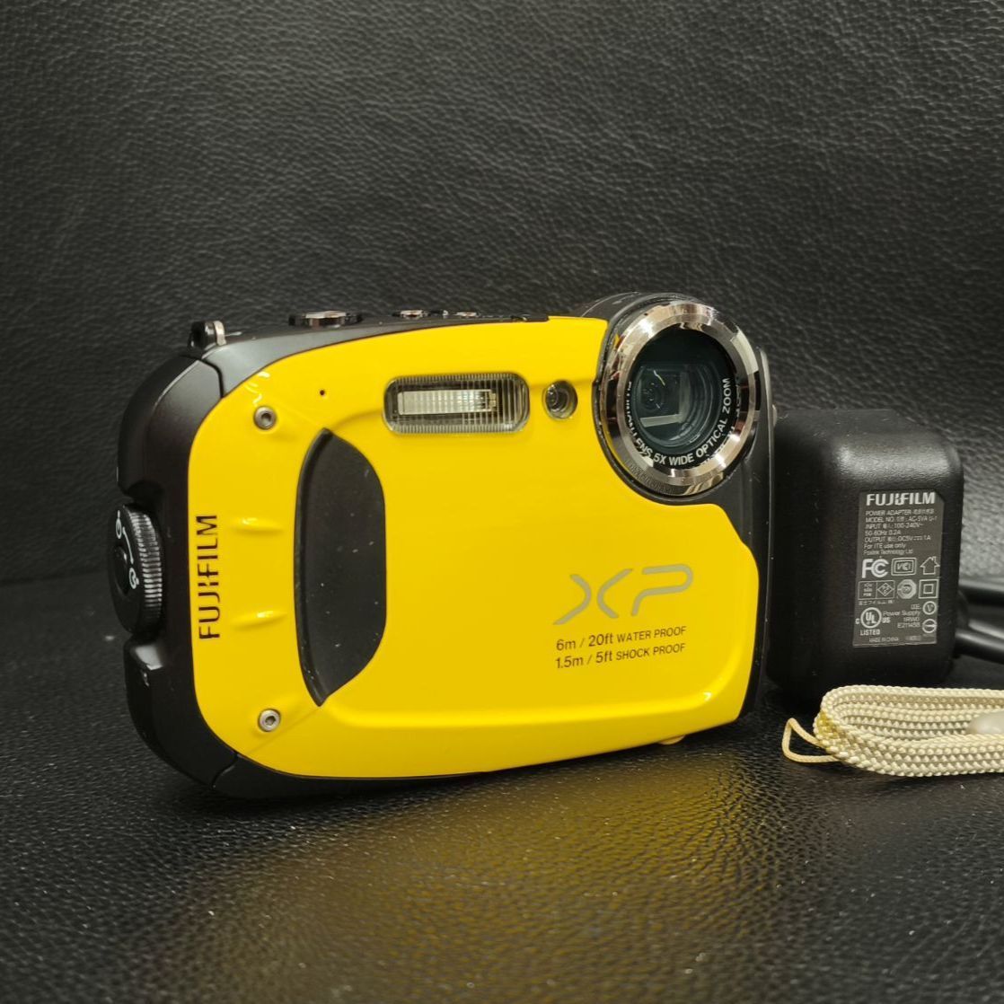 完動品】Fujifilm フジフイルム FinePix XP60 防水デジタルカメラ 充電