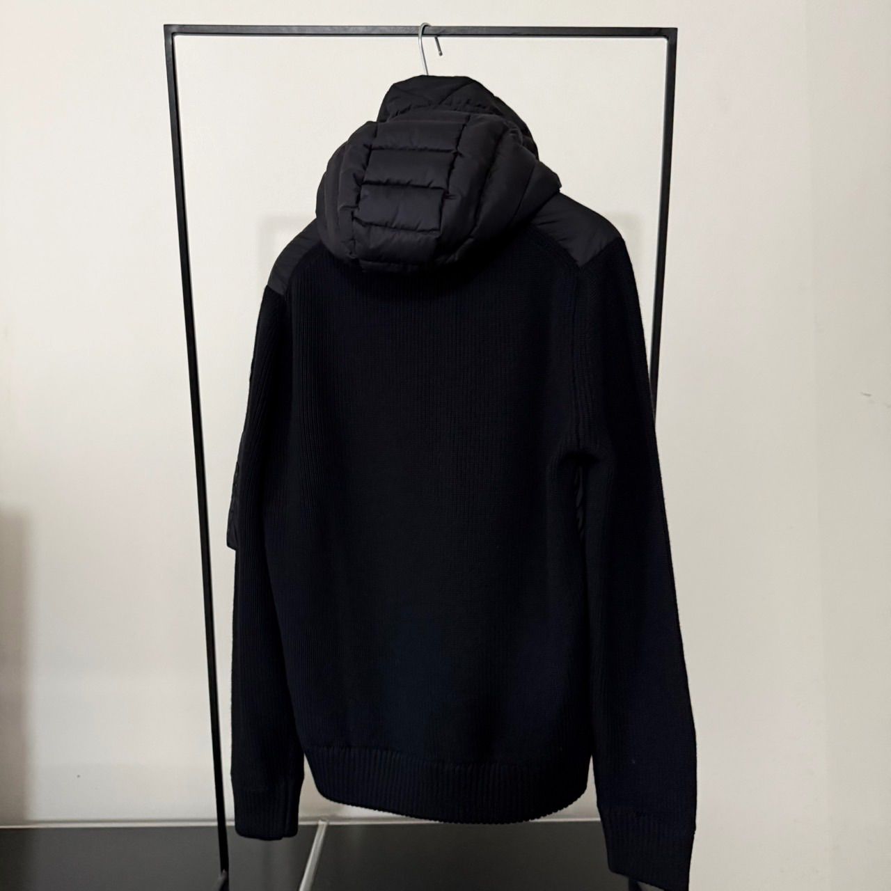 MONCLER モンクレール☆定番ハイブリッドダウンニット☆2023年〜2024年