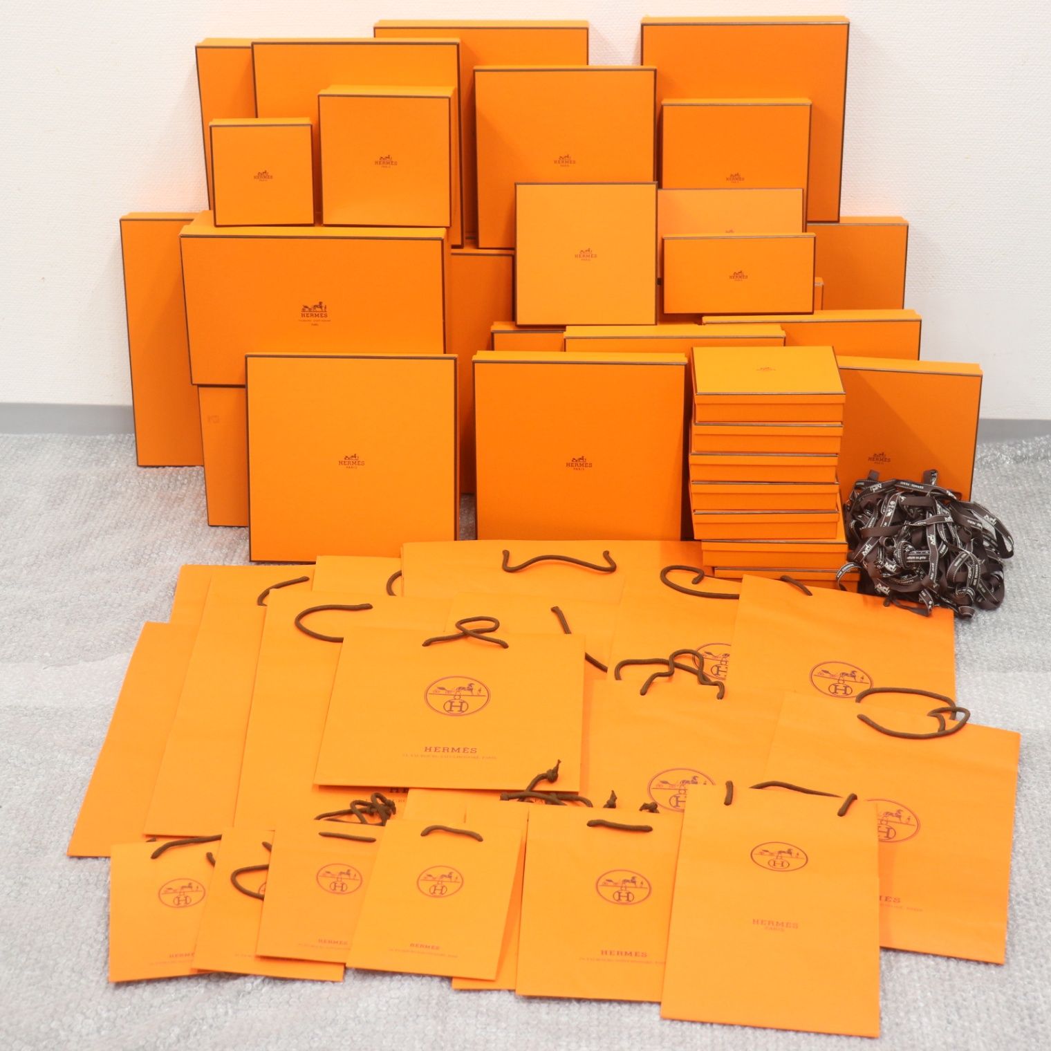 ITTH4SSCA52Q HERMES エルメス BOX ショッパー 純正 紙袋 オレンジ