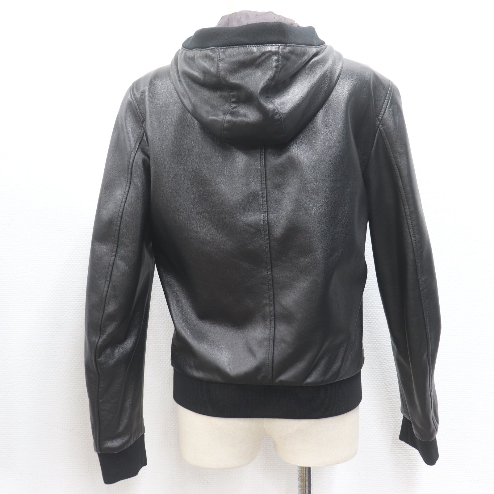 ITZZHRWD6F20 Dolce&Gabbana ドルチェ＆ガッバーナ フーデッド ラム 羊