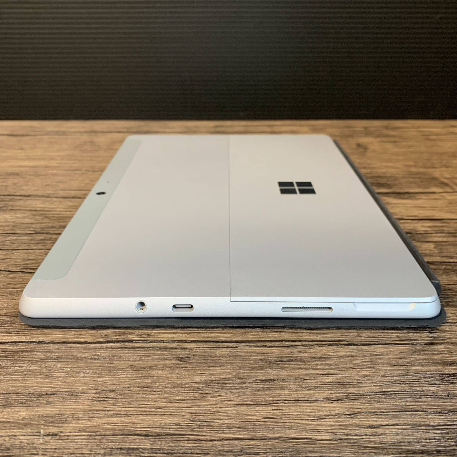 Surface Go2 Model1926 Wi-Fi 4GB/64GB Windows11 - メルカリ