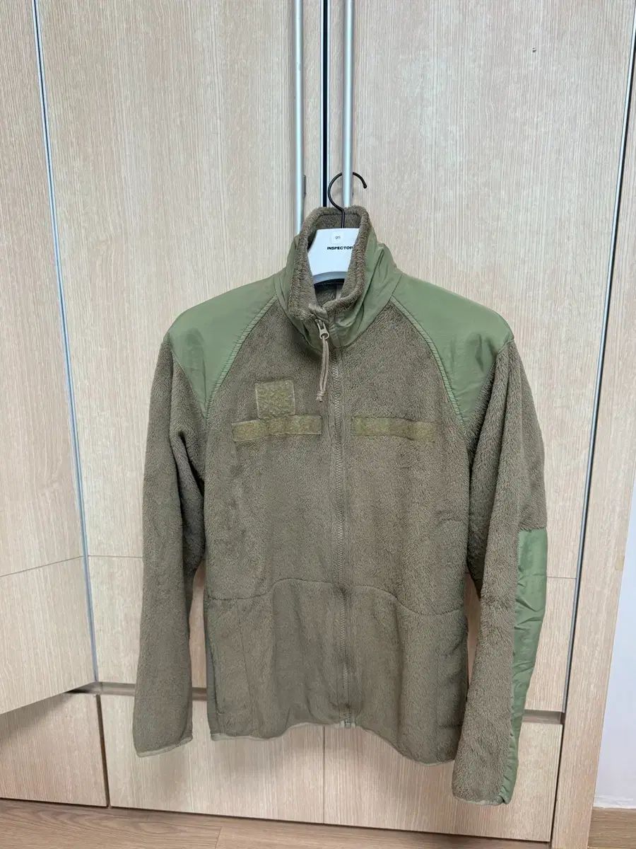 ミリタリーフリース level3 tan カラー (S-R)