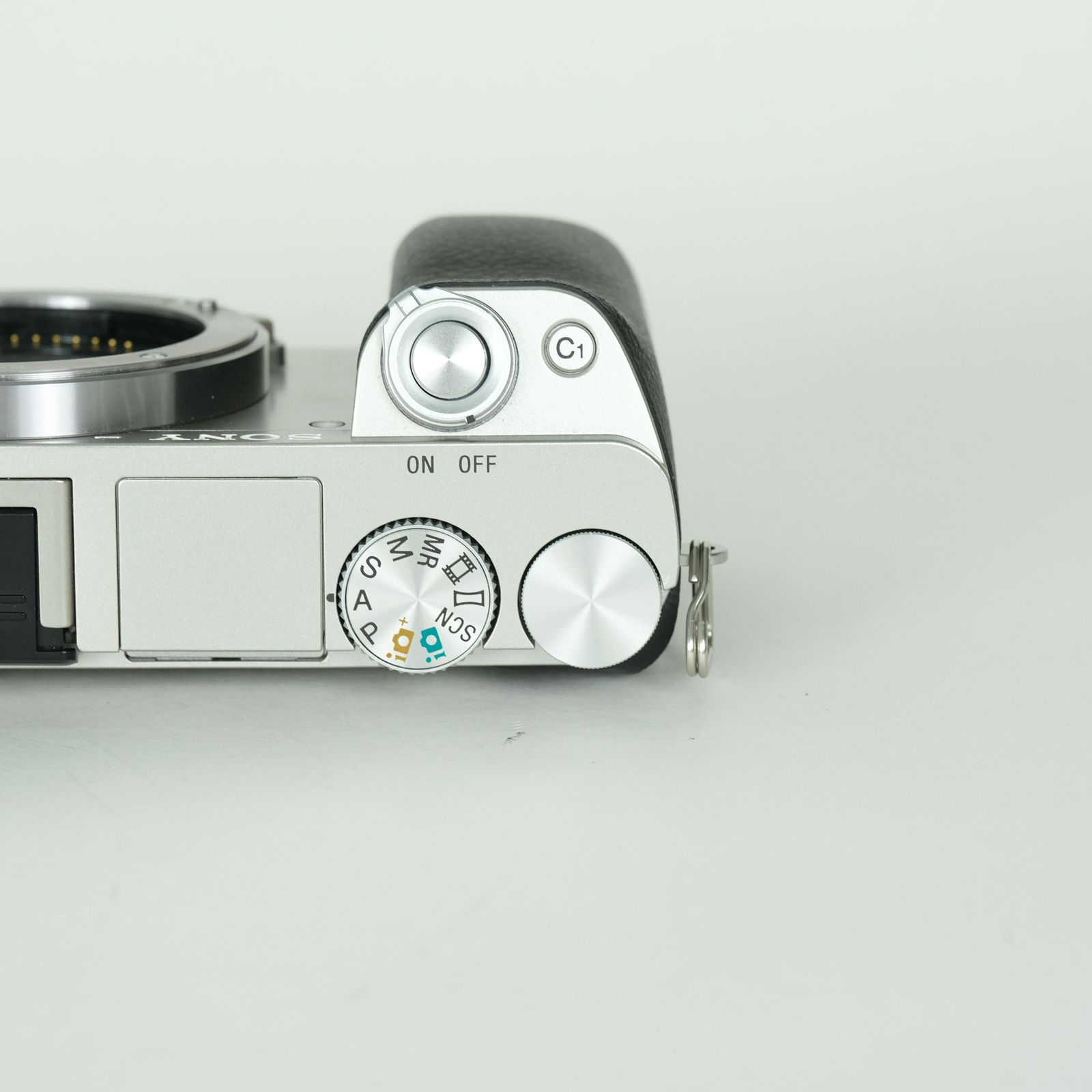 美品 | シャッター数12,340回] SONY α6000（ILCE-6000） [ボディ