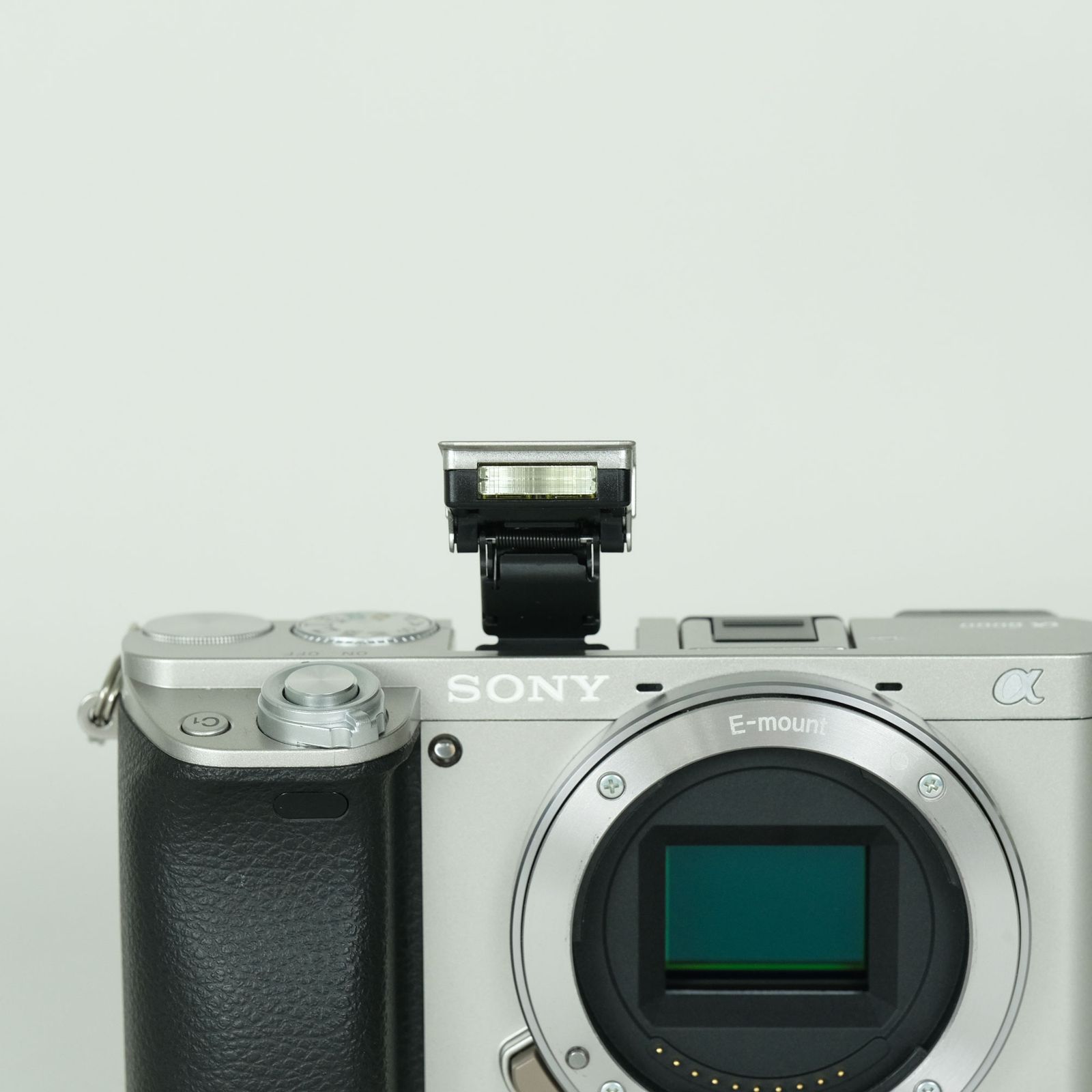 美品 | シャッター数12,340回] SONY α6000（ILCE-6000） [ボディ