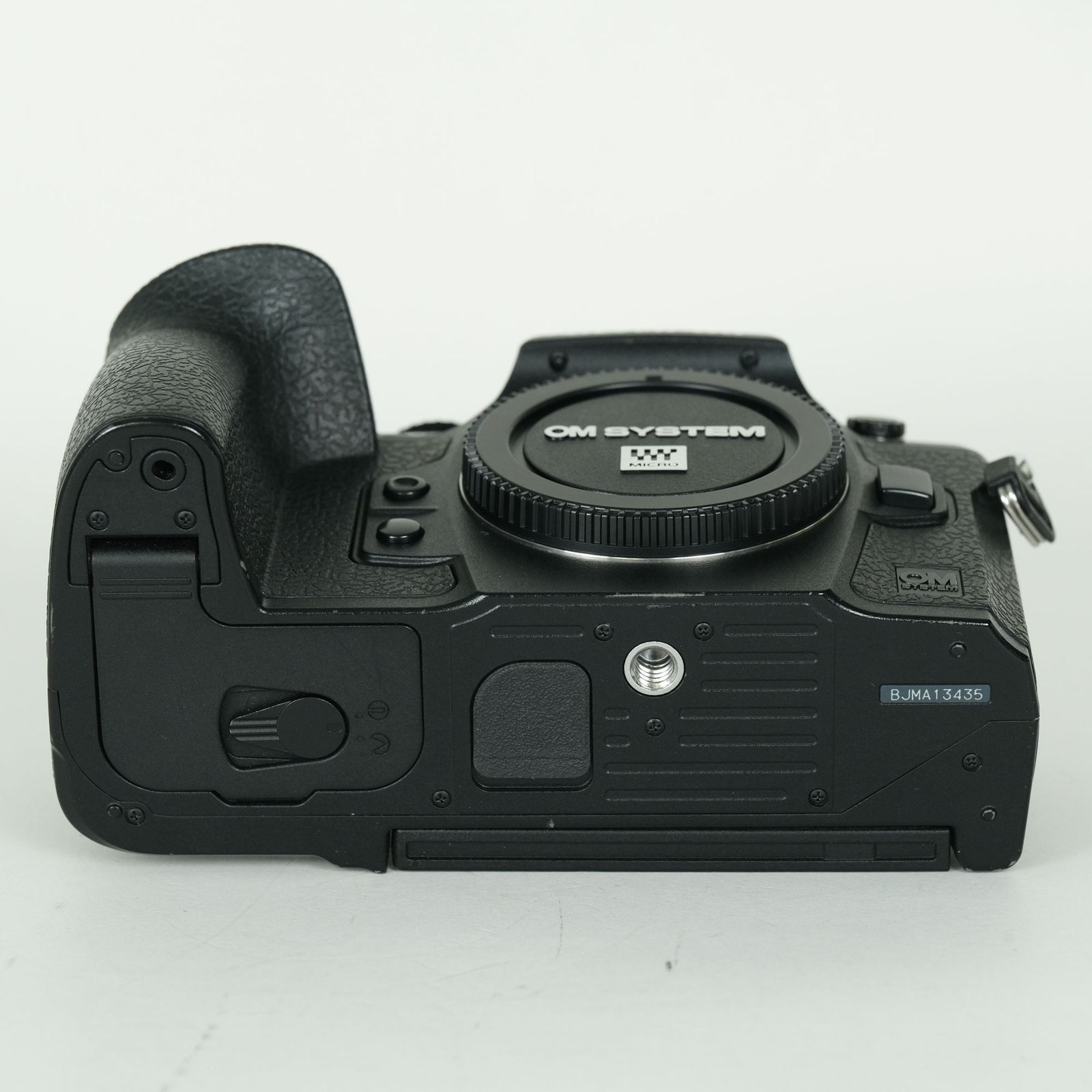 良品 | シャッター数4,000回] OM SYSTEM OM-1 [ボディ] | マイクロ