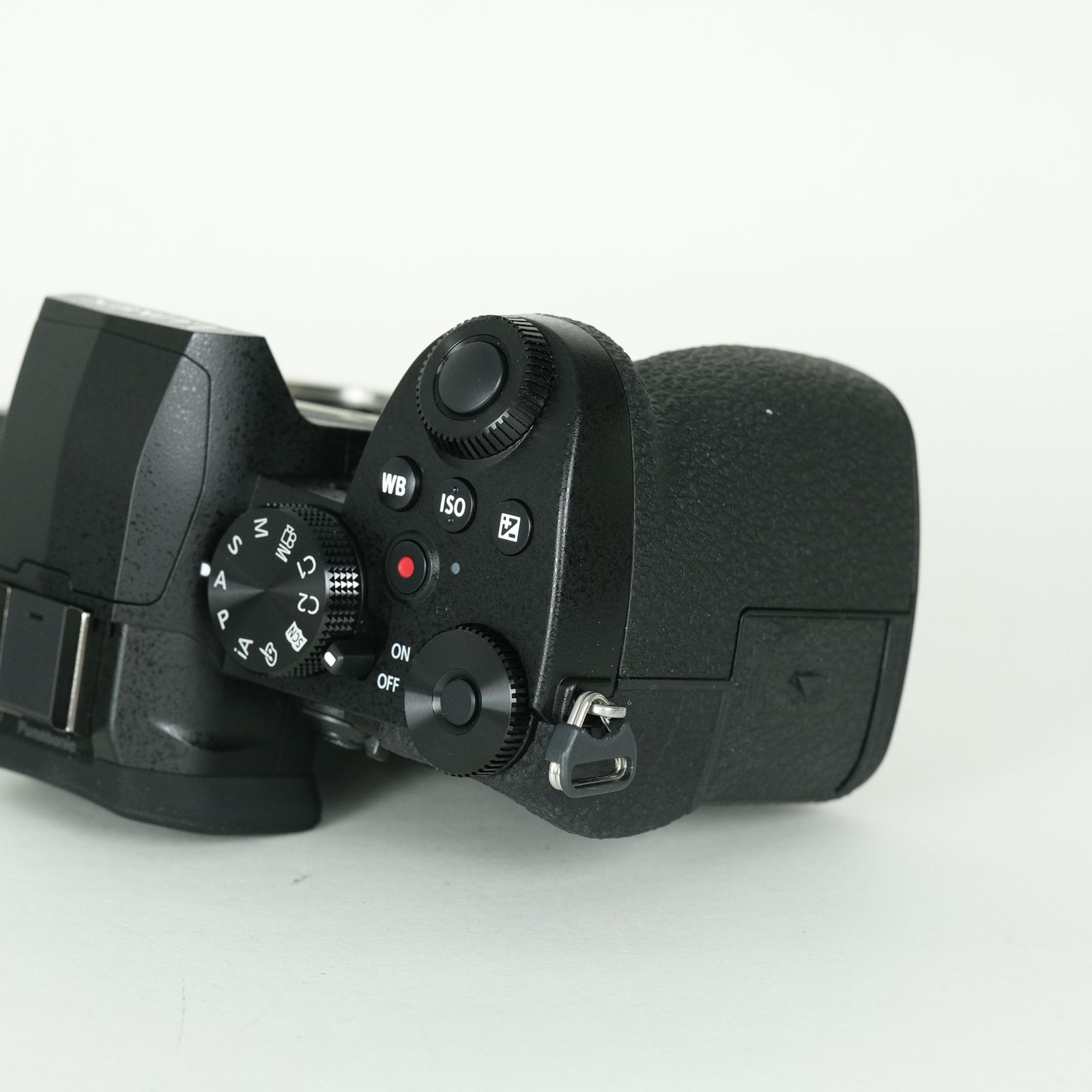 美品 | シャッター数82回] Panasonic LUMIX DC-G99D ボディ ブラック