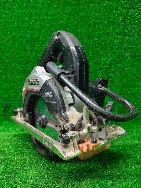 ◎マキタ(Makita) 125ミリ充電式マルノコ(黒) 18V 本体のみ HS474DZB(HS474D) モータ異音なし、動作確認済み