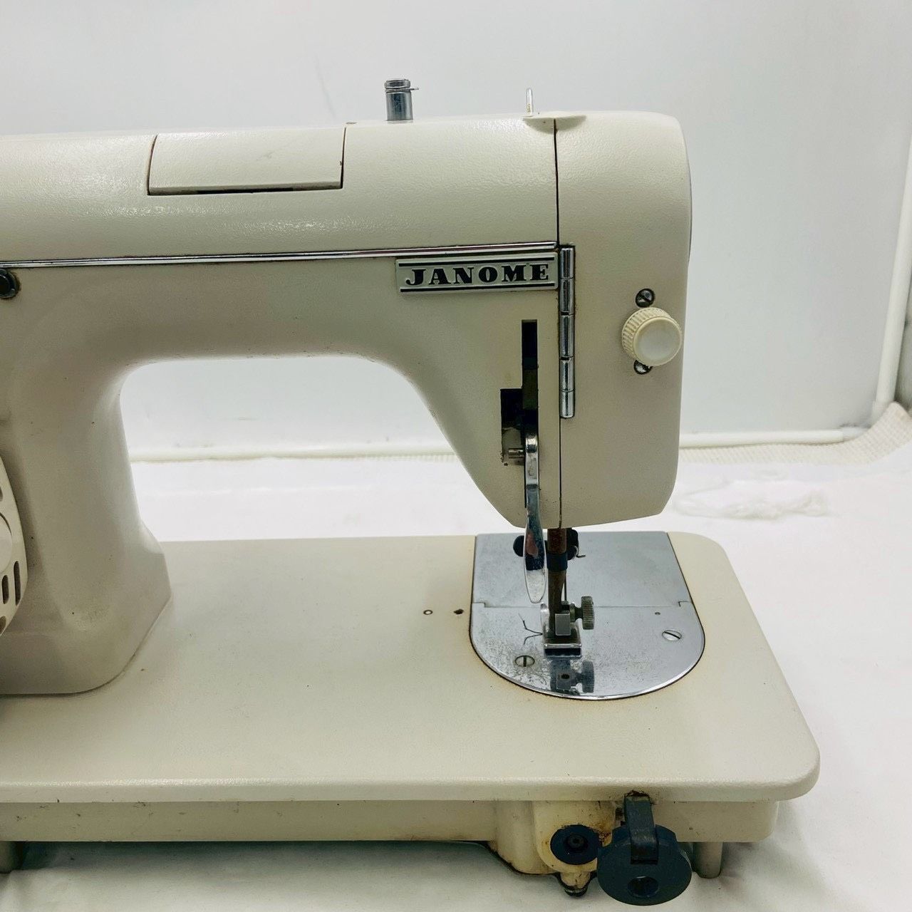 JANOME MODEL672 ジャノメ アンティークミシン 昭和レトロ ❗️✨ヴィンテージ品✨❗️】 JANOME ジャノメ MODEL672 アンティーク