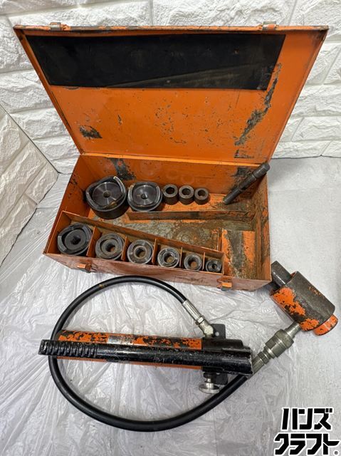 ▽【中古】ダイア 手動油圧パンチャー DP-2 コマ8セット付属有 工具