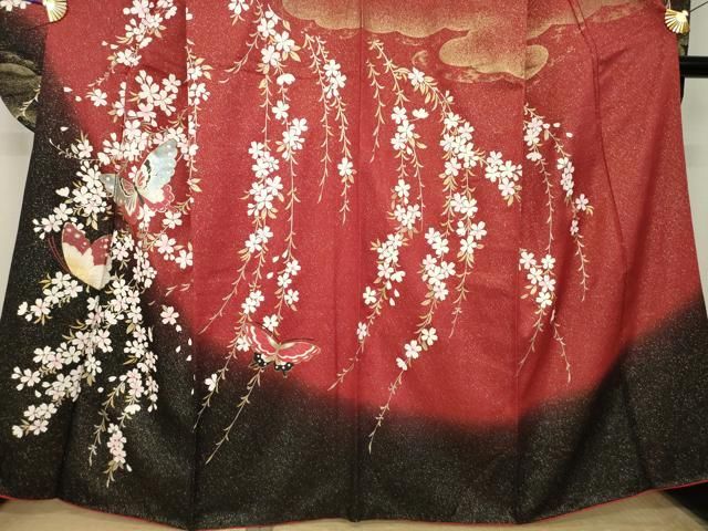 平和屋着物○森英恵・HANAE MORI 振袖 花蝶文 暈し染め 金彩 金通し地