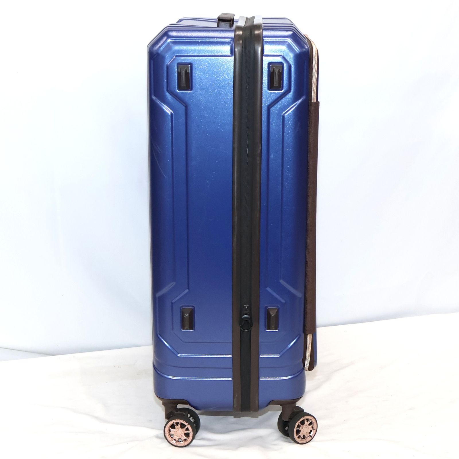 [中古] [5-8泊向けサイズ]LEGEND WALKER 5205 ブルーホエール 78L/拡張時98L ハードスーツケース 5205-66-bk ブラック  [良い(B)] 5-8泊向けサイズ]LEGEND WALKER 5205 ブルーホエール 78L/拡張時98L