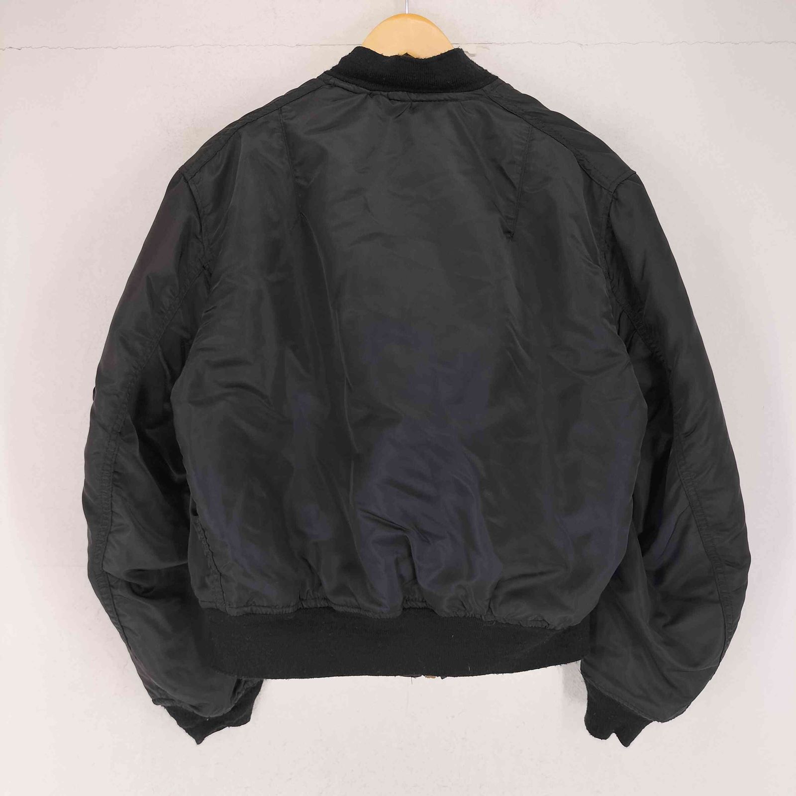 アルファインダストリーズ ALPHA INDUSTRIES USA製 MA-1 KNOXVILLE TN