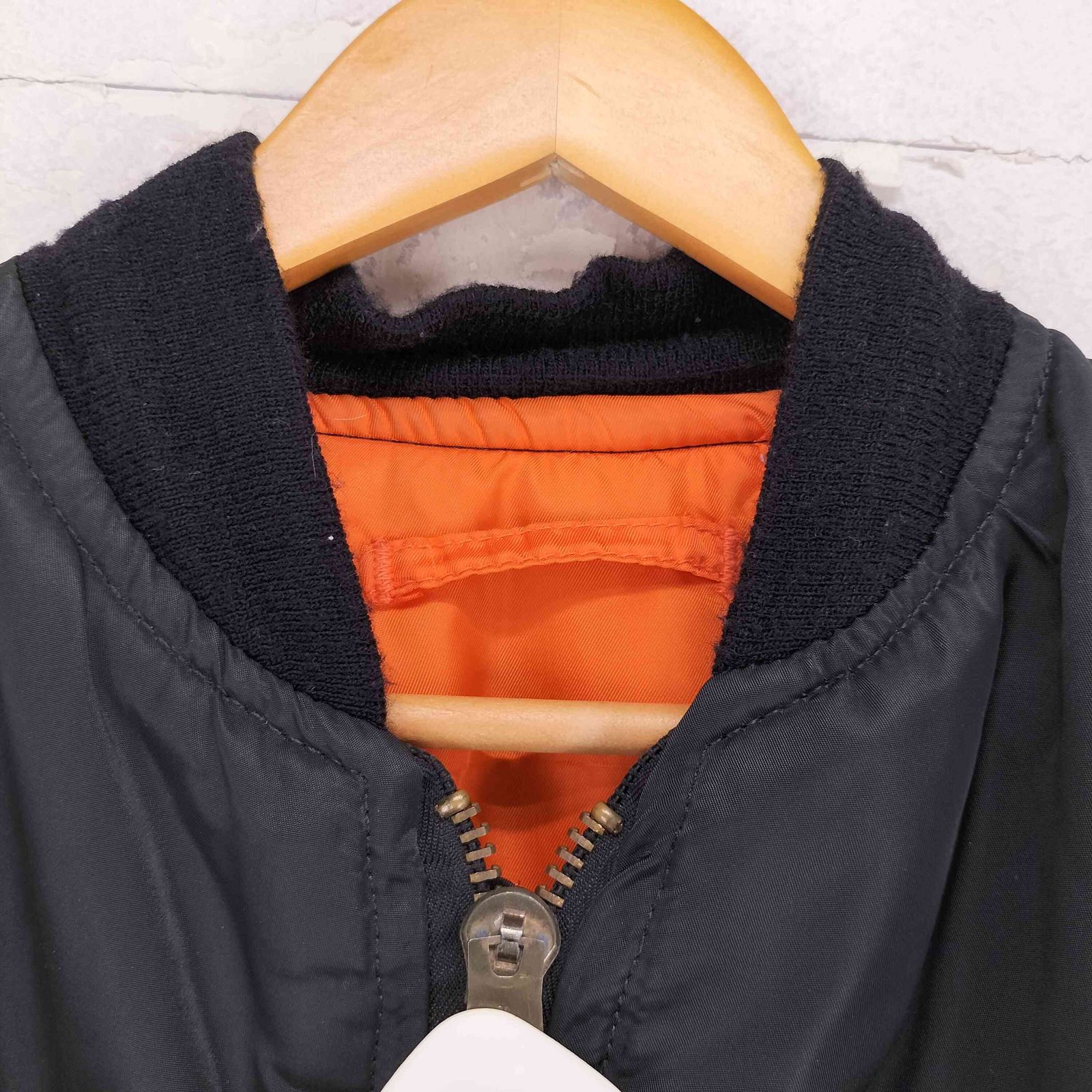 アルファインダストリーズ ALPHA INDUSTRIES USA製 MA-1 KNOXVILLE TN