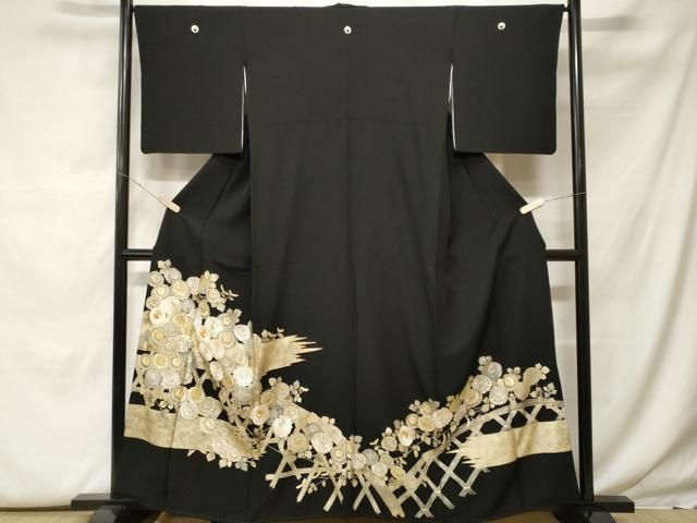 平和屋着物□豪華黒留袖 駒刺繍 籬菊文 金銀彩 正絹 逸品 CABF9939ev