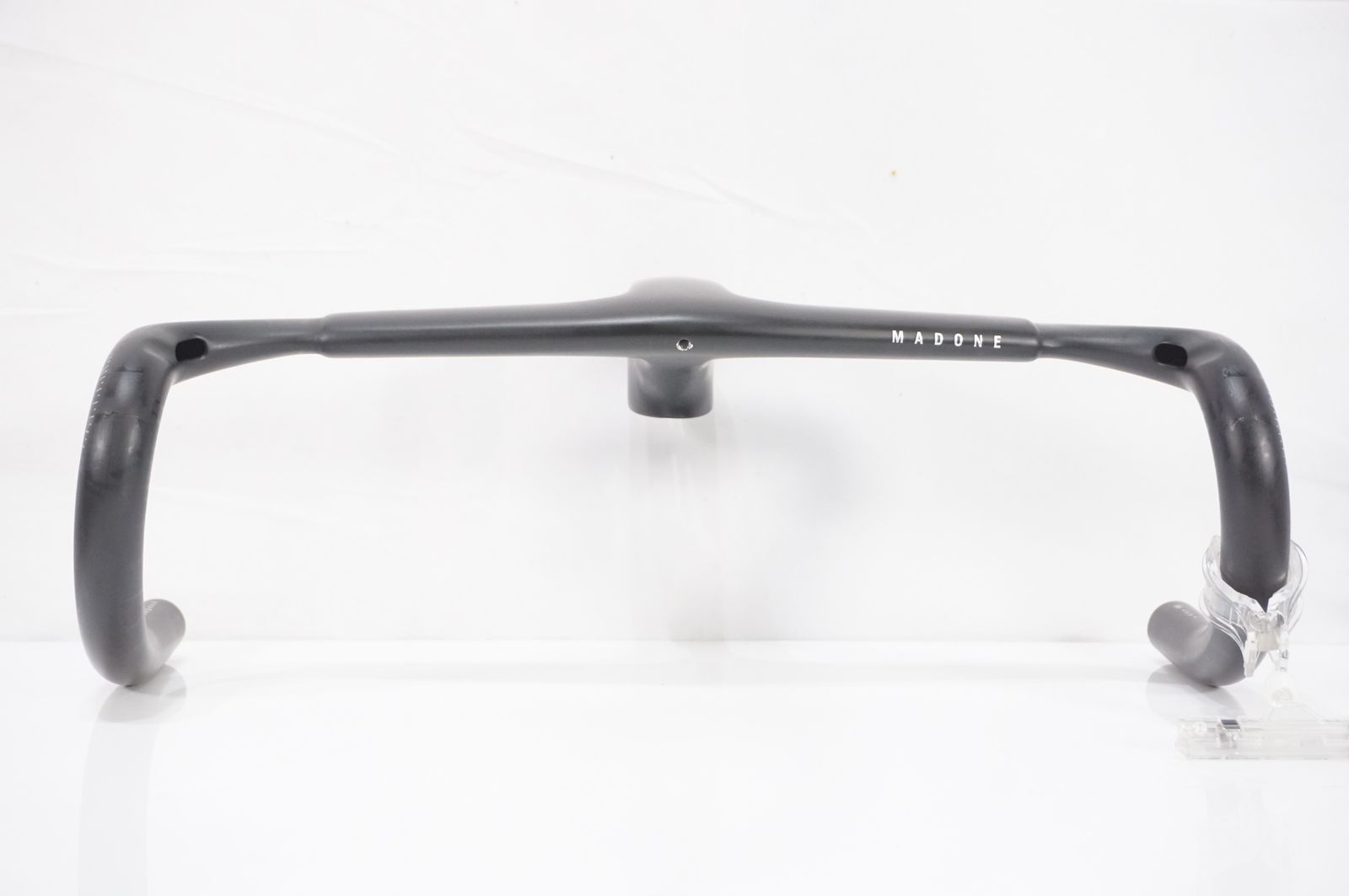 TREK 「トレック」 MADONE SLR GEN7 ステム一体型カーボンエアロドロップバー 420mm ハンドル / バイチャリAKIBA店 21,170円