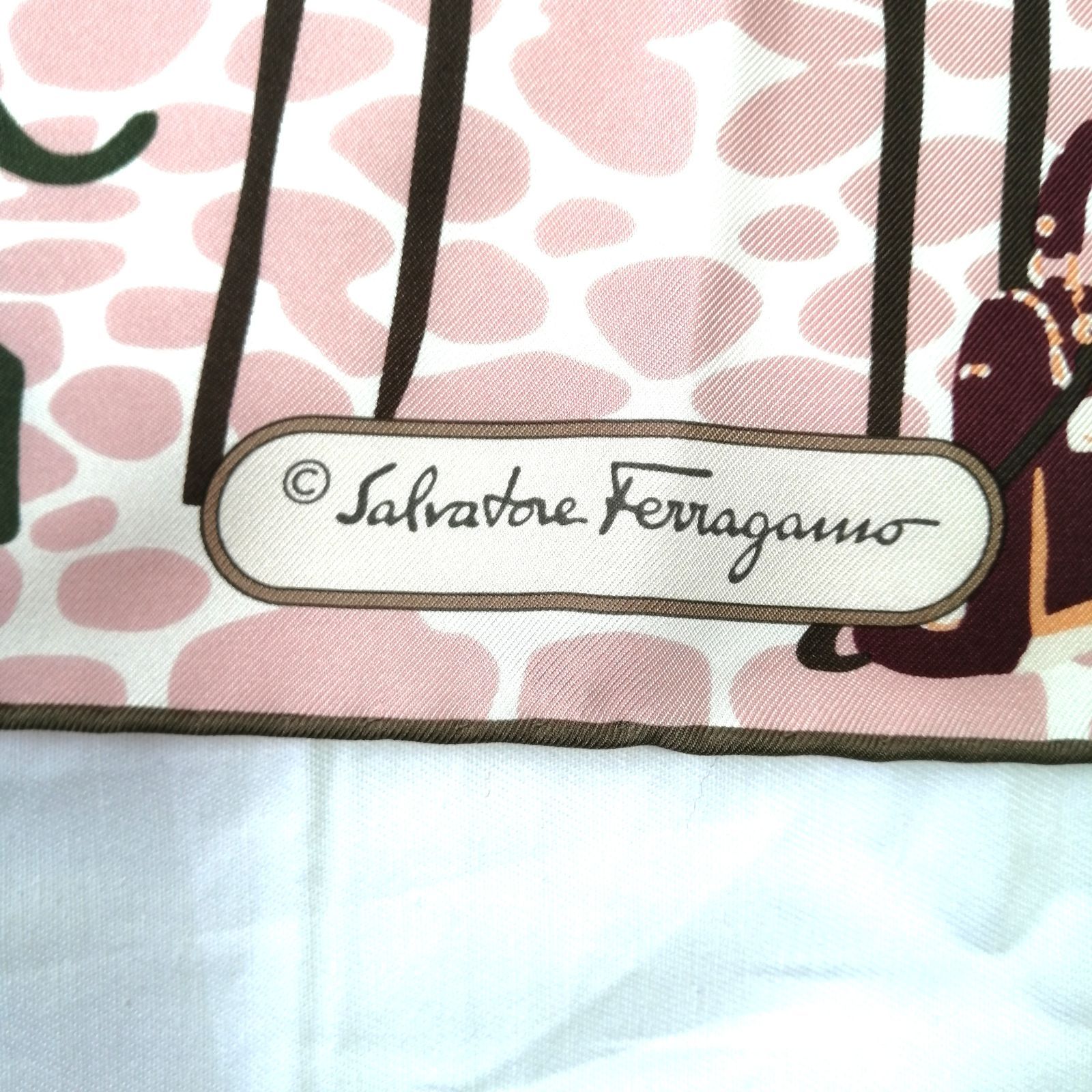 ✨美品✨ サルヴァトーレフェラガモ Salvatore Ferragamo スカーフ