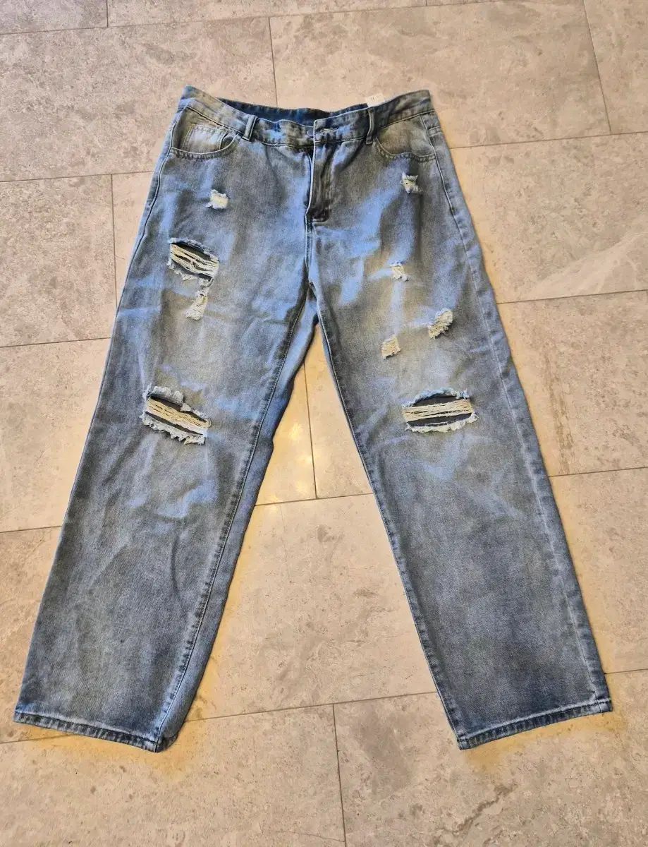DENIMDUNGAREE パンツ ダメージジーンズ ライトブルー 150cm キッズ服