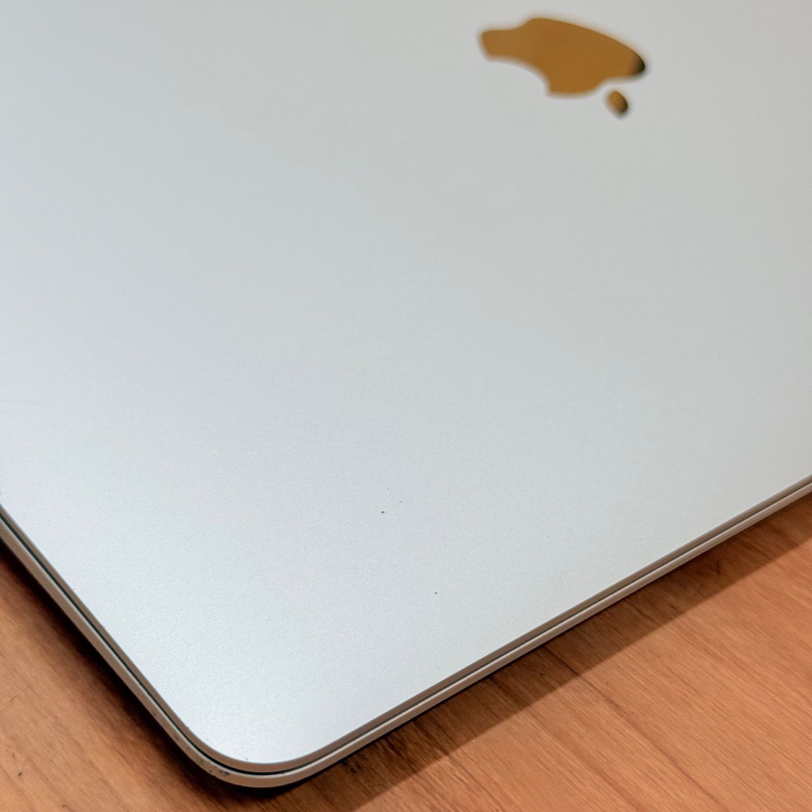 バッテリー良好】 MacBook air 13インチ 2020 Apple M1 8GB 256GB 動画