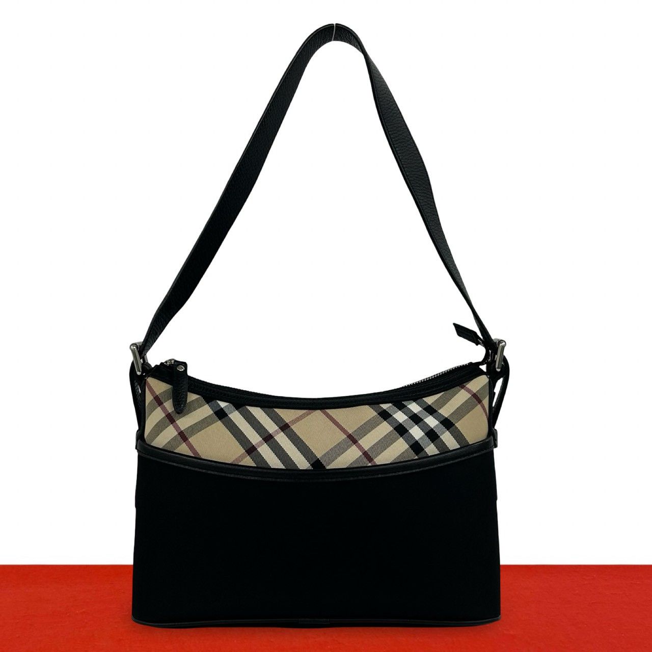 ほぼ未使用 BURBERRY バーバリー ノバチェック 柄 キャンバス レザー 