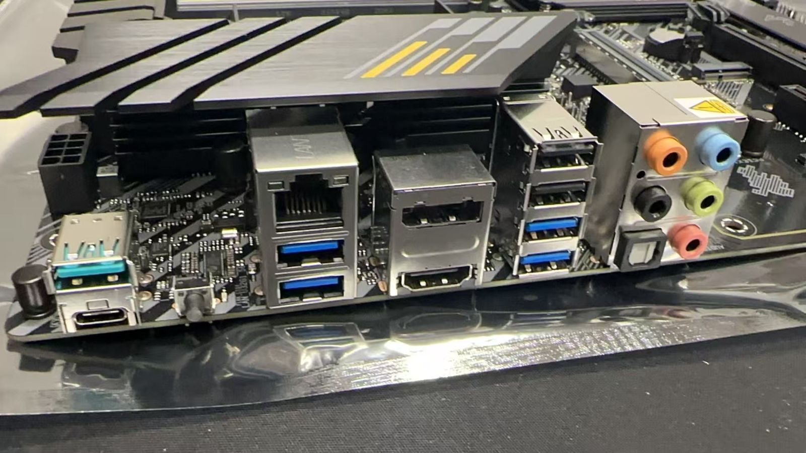 ASUS TUF GAMING B550-PLUS マザーボード AM4- メルカリ
