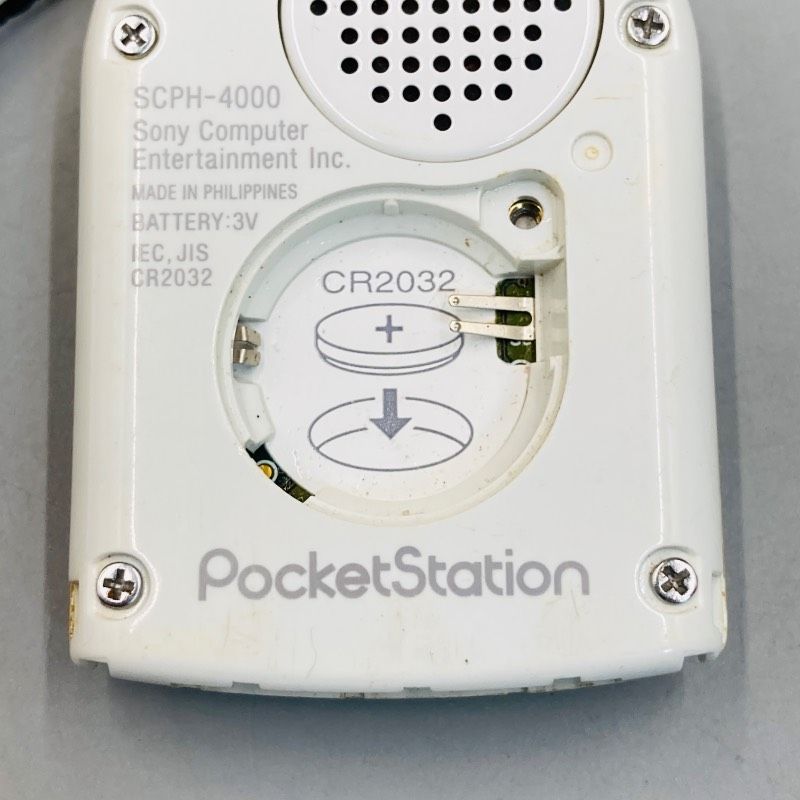 ジャンク品】ソニー 小型携帯ゲーム機 メモリーカード ポケット