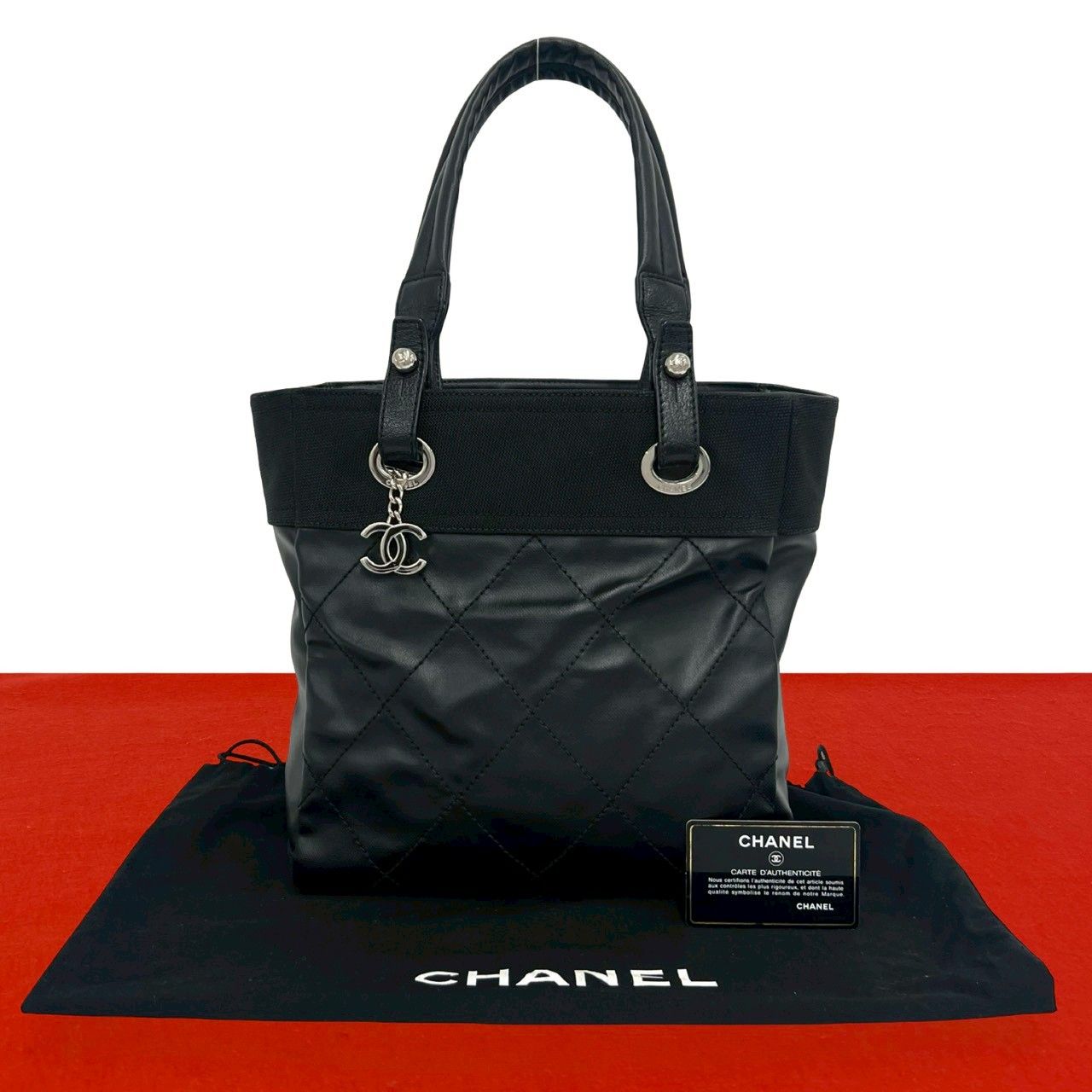 極 美品 袋付き カード シール有り 19番台 CHANEL シャネル パリ