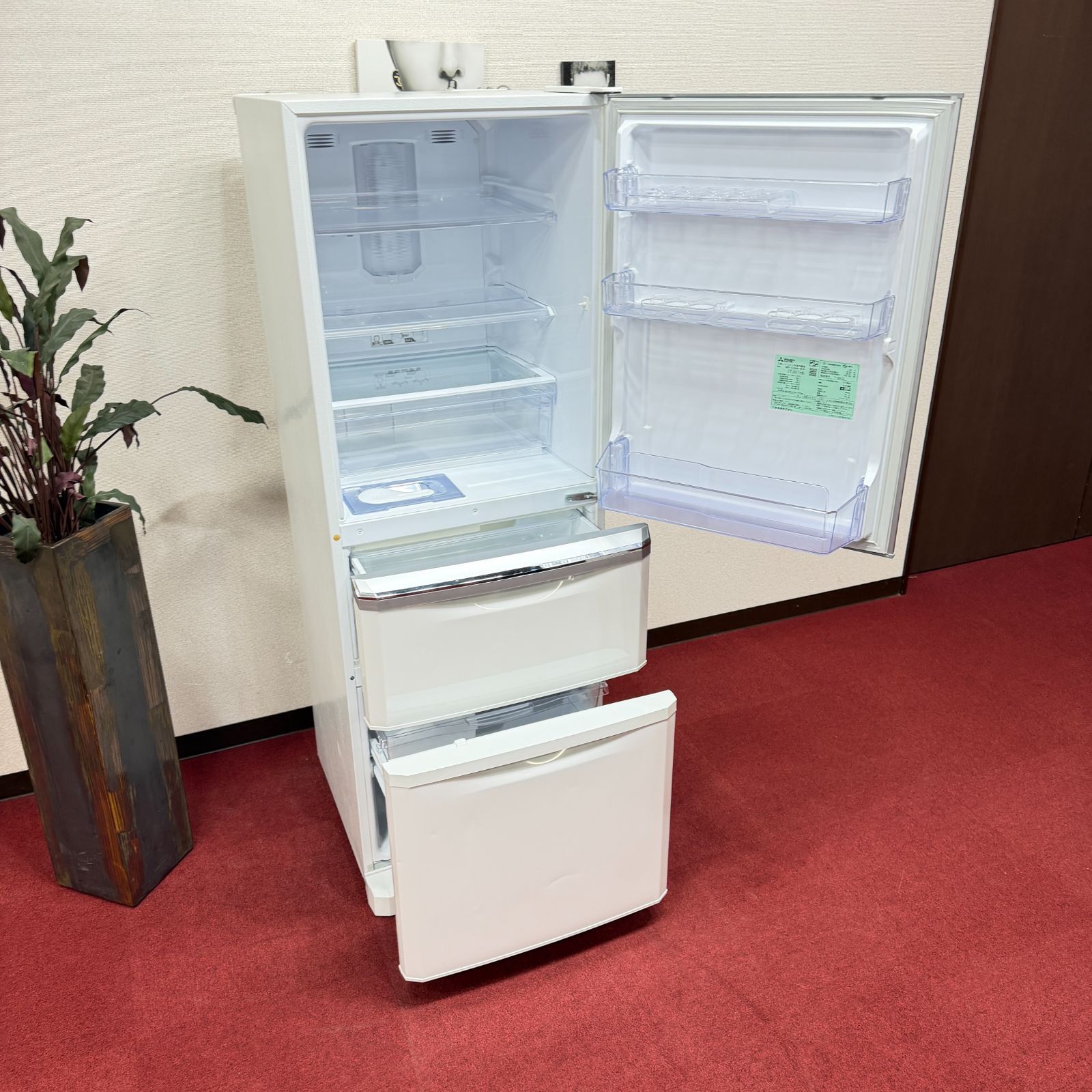 東京23区送料無料 超美品三菱2017年製 335L製氷機有 分解洗浄/除菌済み 