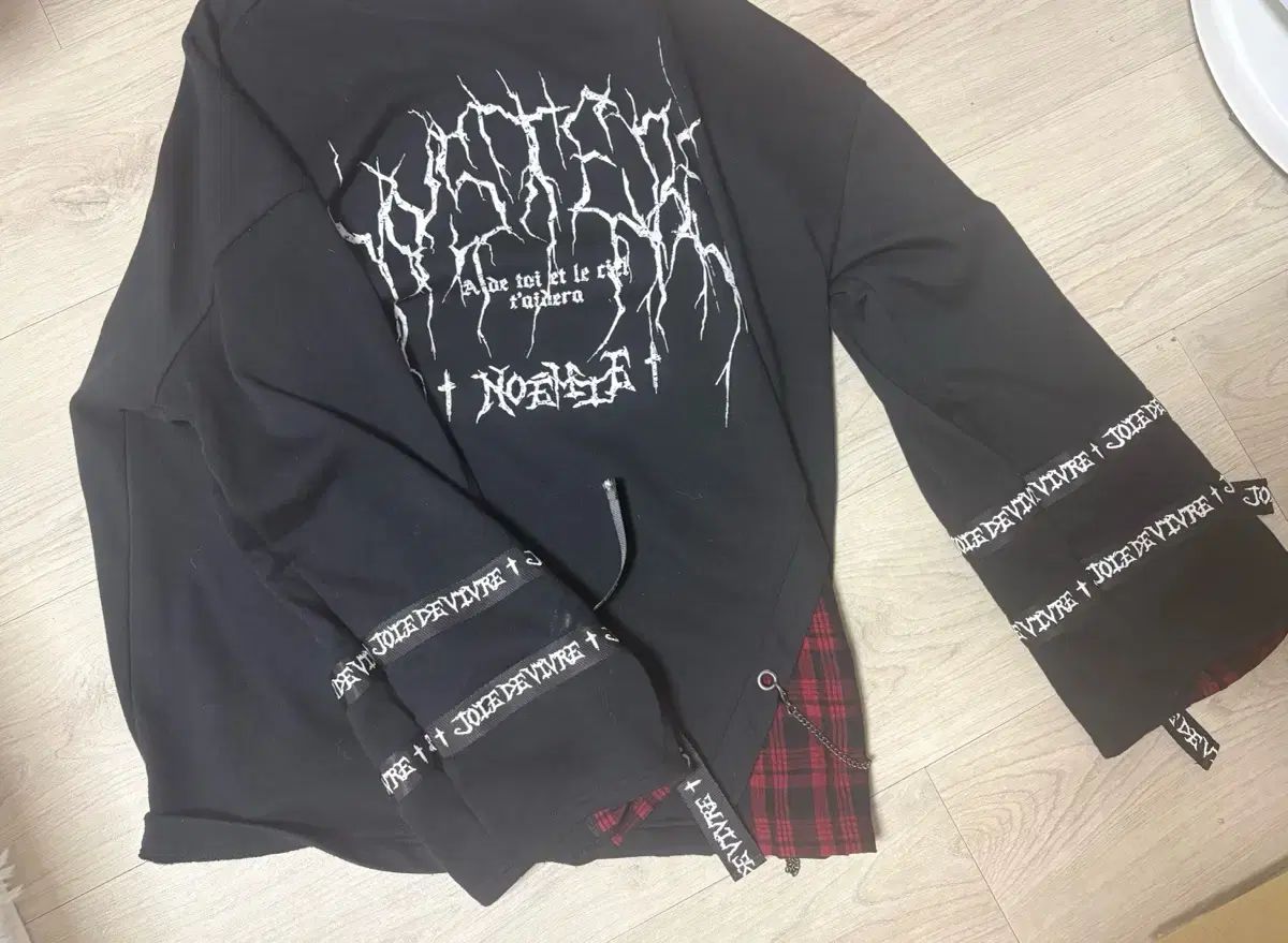ノエミー 長袖Tシャツ 地雷系 量産型