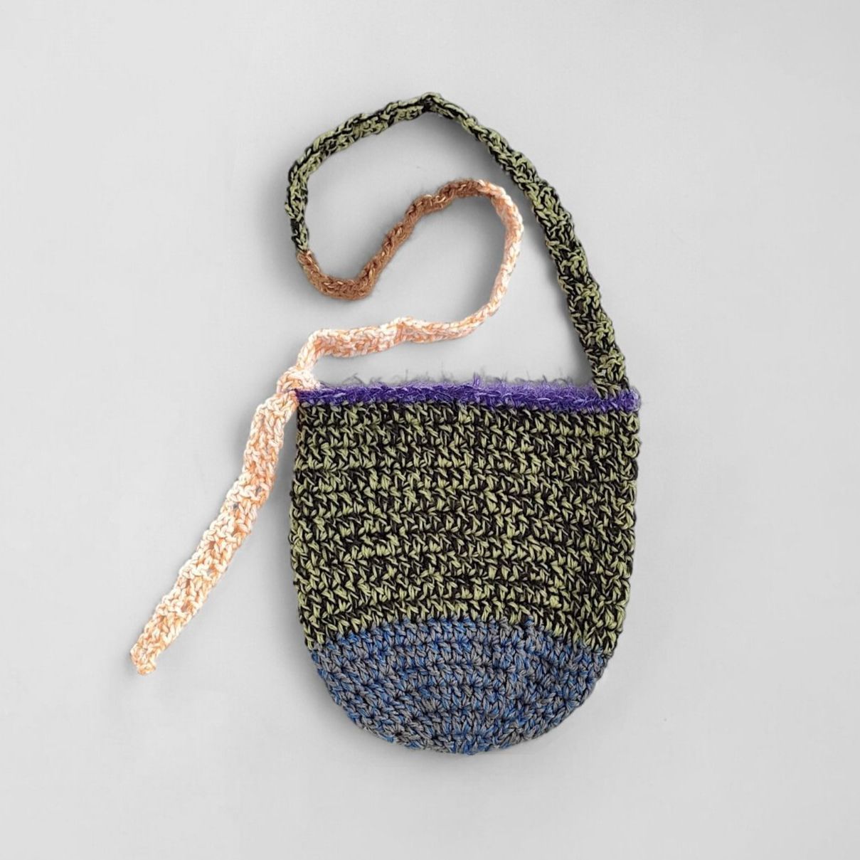 U字型バッグ／マルチカラー 7 レディース a4 はっ水タック Wayuu Bag