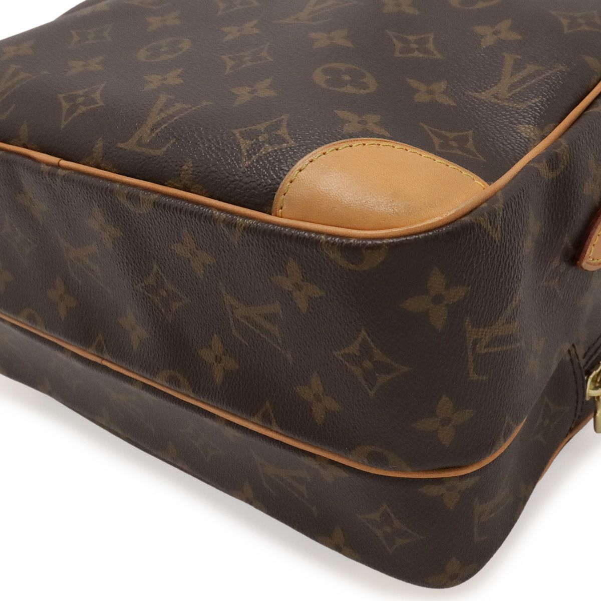 LOUIS VUITTON ルイ ヴィトン モノグラム ナイル ショルダーバッグ