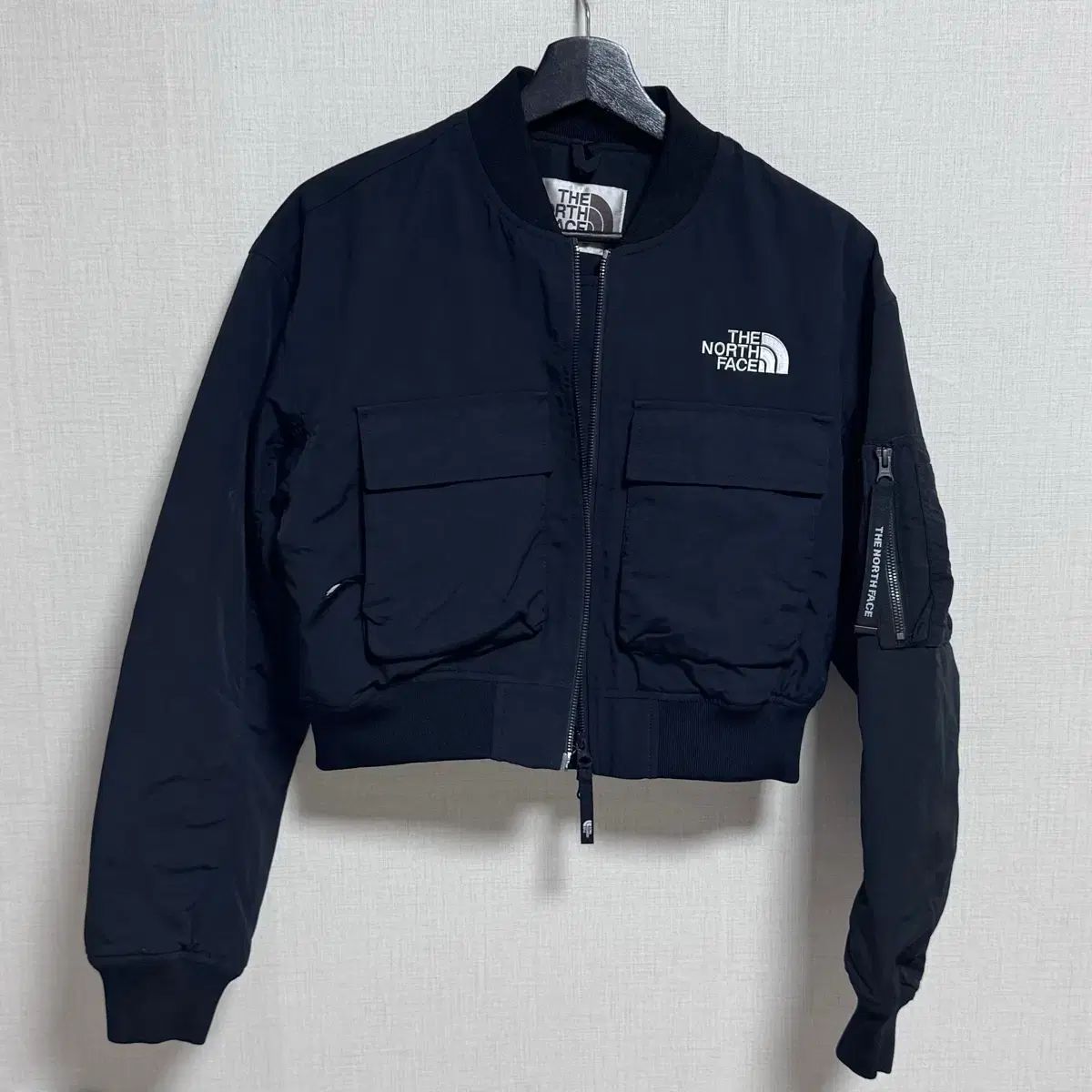 (90) THE NORTH FACE ザノースフェイス レディース ブラック クロップド ブルゾン