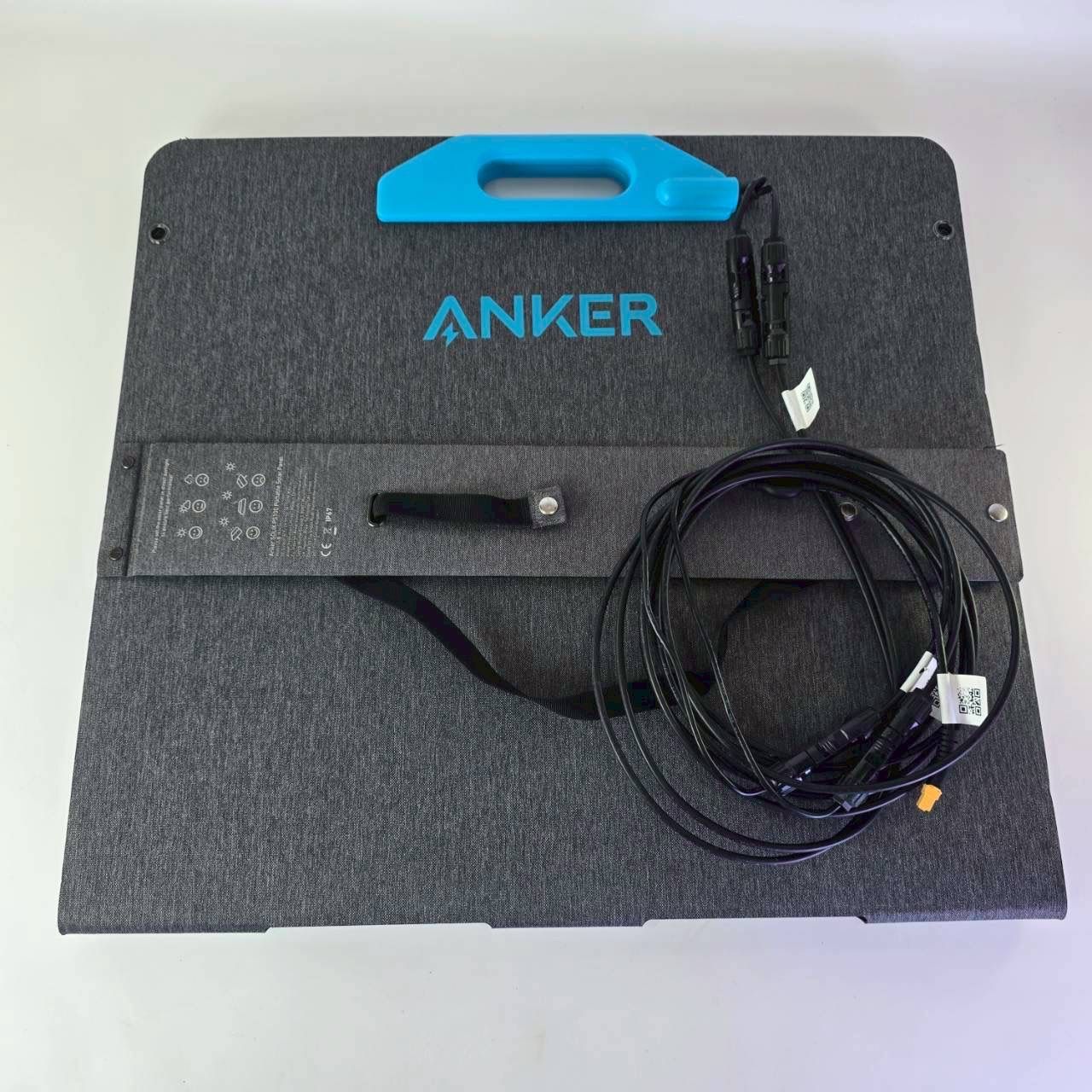 Anke100W 折りたたみ式 ソーラーパネル SOLIX PS100 ブルー 黒い本体 防災 キャンプ用品