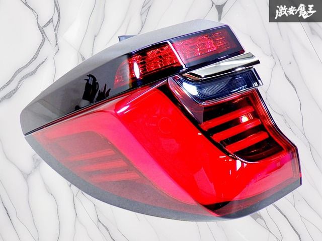 ☆破損なし☆ ホンダ 純正 RC1 RC2 RC4 オデッセイ 後期 LED テール