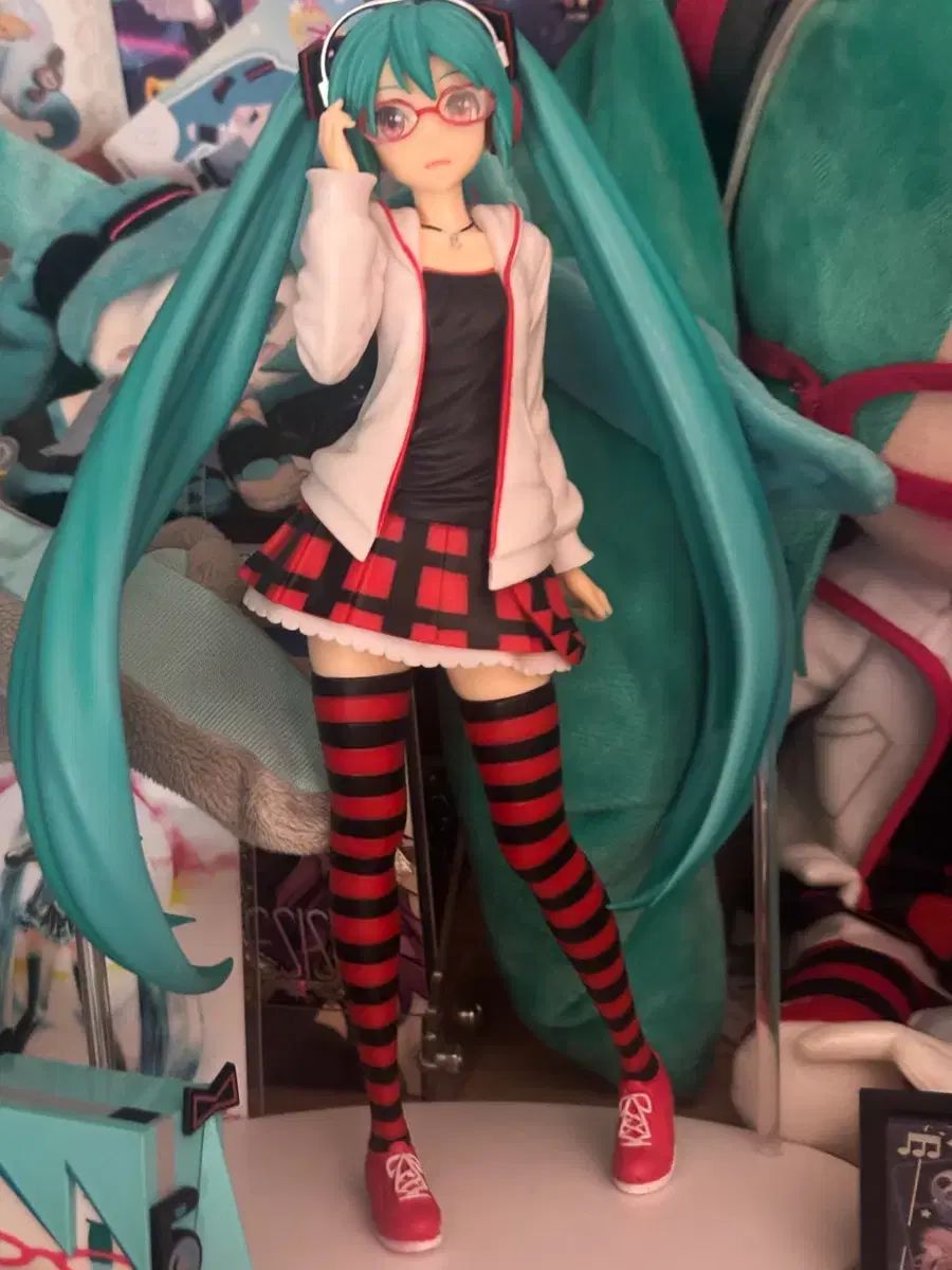 プロジェクト ディーバ メガネ 初音 ミク ゴー フィギュア