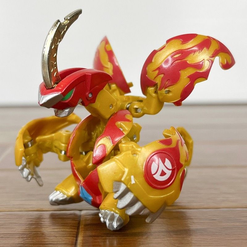 爆丸　ライズドラガオン　④ 爆丸 天(ライズ)tドラガオン超金(ゴールド) ver. ライズドラガオン