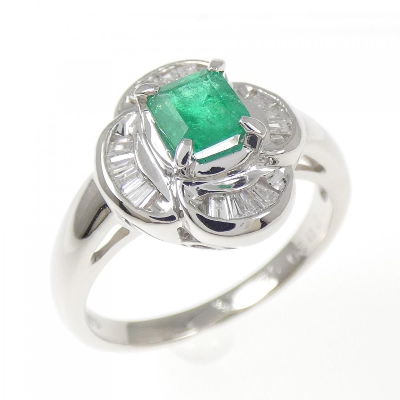PT900 エメラルド リング 0.417CT - メルカリ