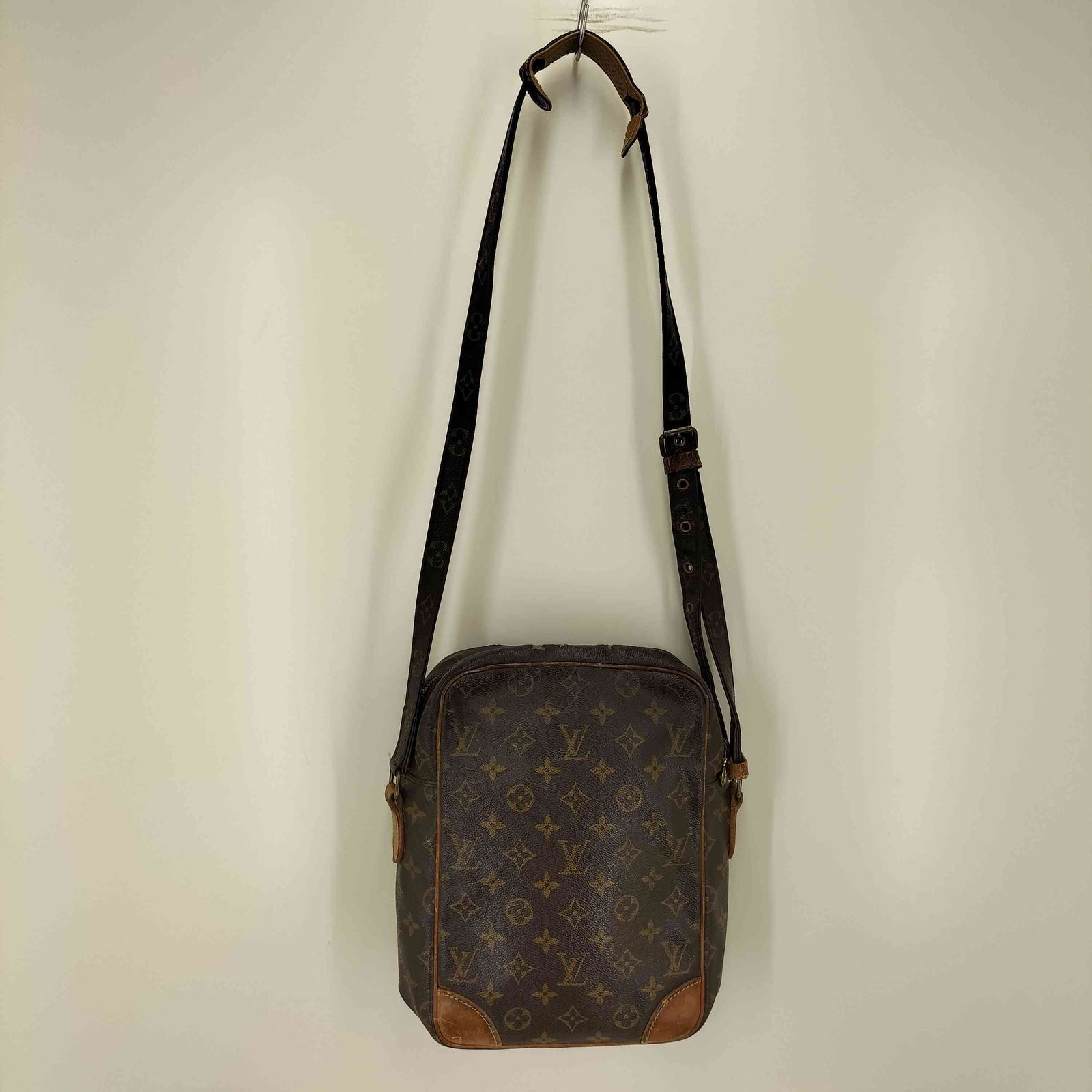 ルイヴィトン LOUIS VUITTON ダヌーブ GM モノグラム ショルダー