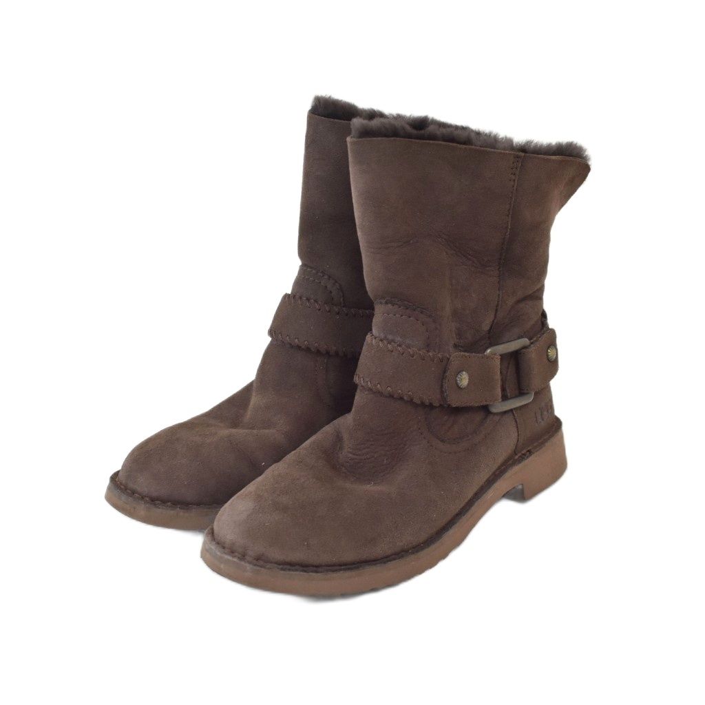 【SALE】UGG ムートンブーツ ベルトデザイン ブラウン アグ UGG ムートンブーツ ベルトデザイン ロゴ型押し 内側ファー 24cm