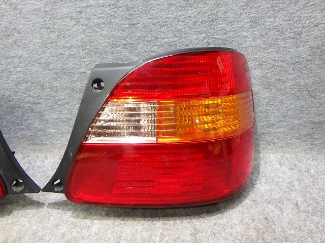 新品 16アリスト アスリートタイプLEDテールランプ 4点セット トヨタ用