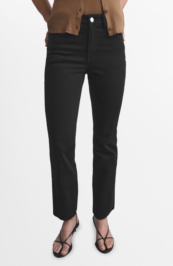 マンゴ レディース ボトムス カジュアルパンツ ジーンズ MANGO Sienna Raw Hem Crop Flare Jeans Black Denim ブラック