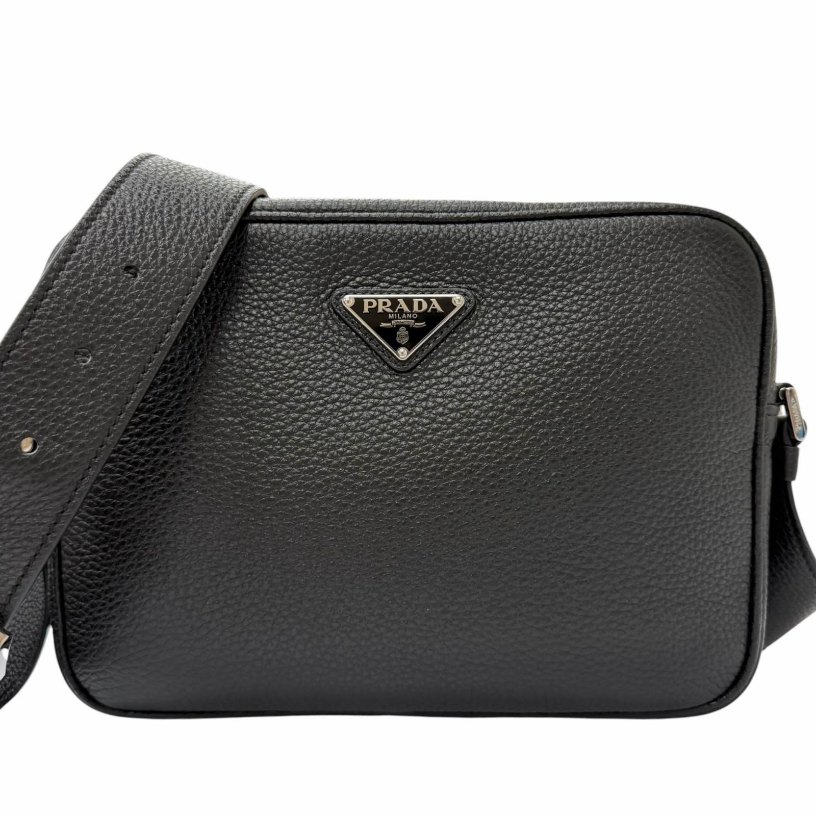 極美品□PRADA プラダ 2VH189 レザー トライアングルロゴ 三角プレート 