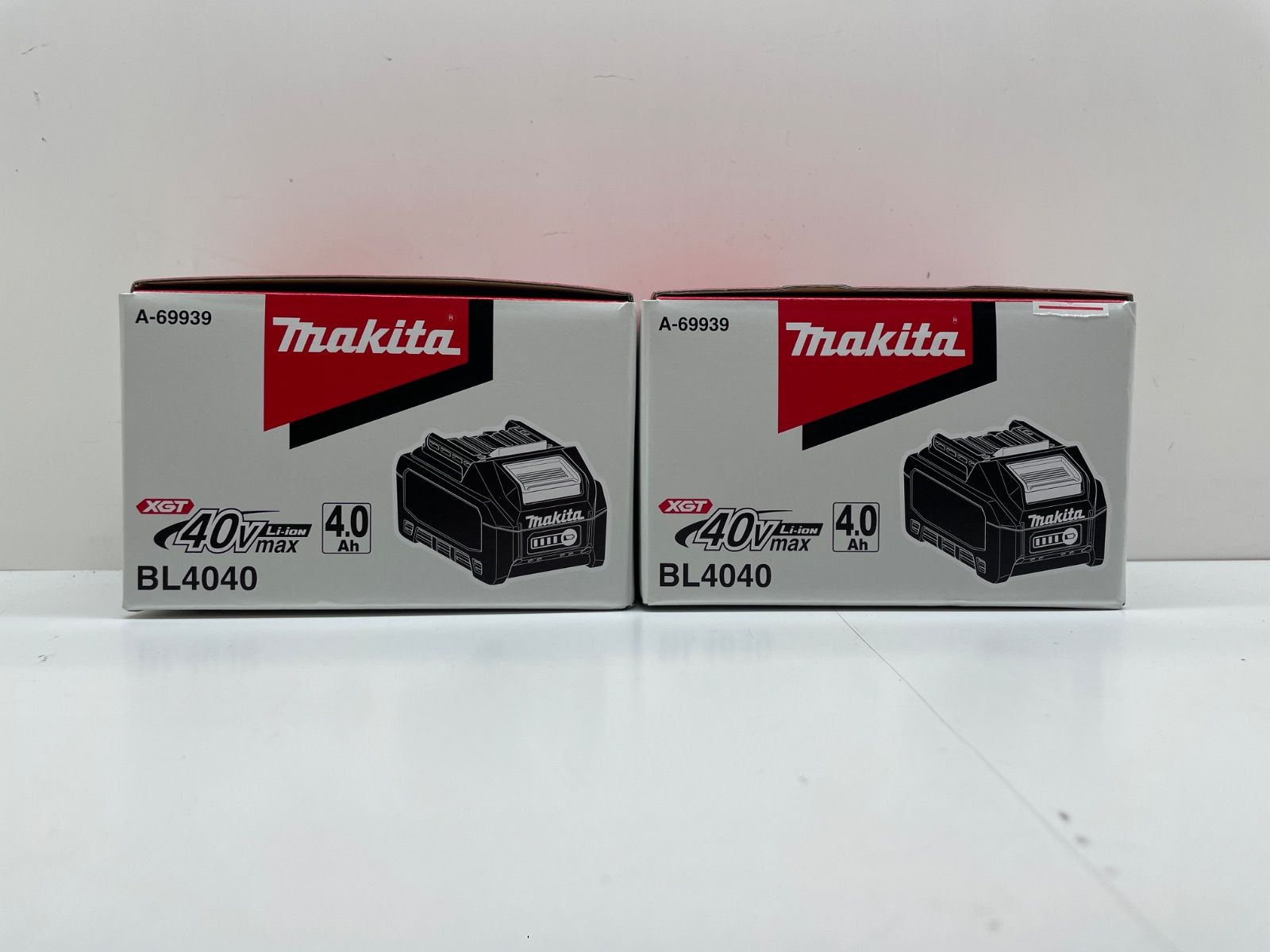 【新品未使用開封品　2個セット】 メーカー：Makita（マキタ） 品名：40V リチウムイオンバッテリー 型番： BL4040 4.0Ah 2個セット 23,100円