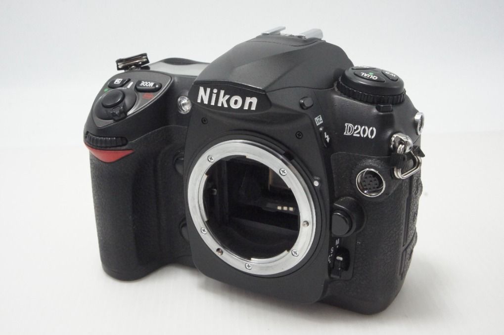 Nikon ニコン D200 ボディ デジタル一眼レフカメラ 260626m - メルカリ