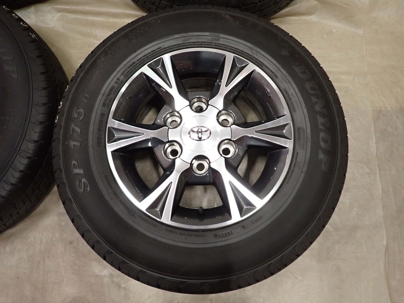 夏4本SET 会社宛 送料無料 195/80R15×6J 107/105 LT ダンロップ SP175N