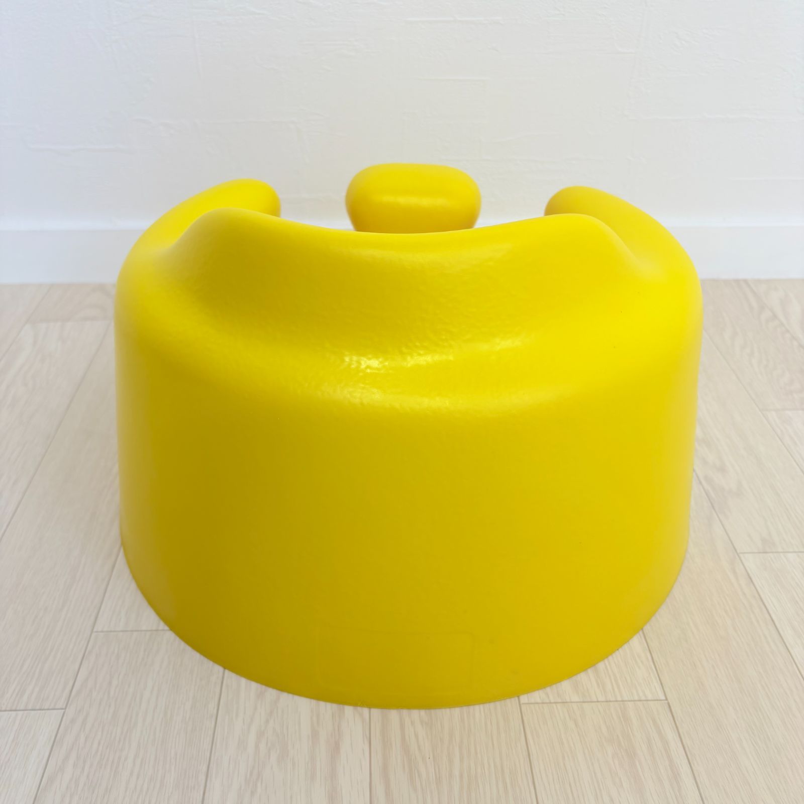 美品 バンボ ベビーソファ ミモザイエロー 正規品 送料込み - メルカリ