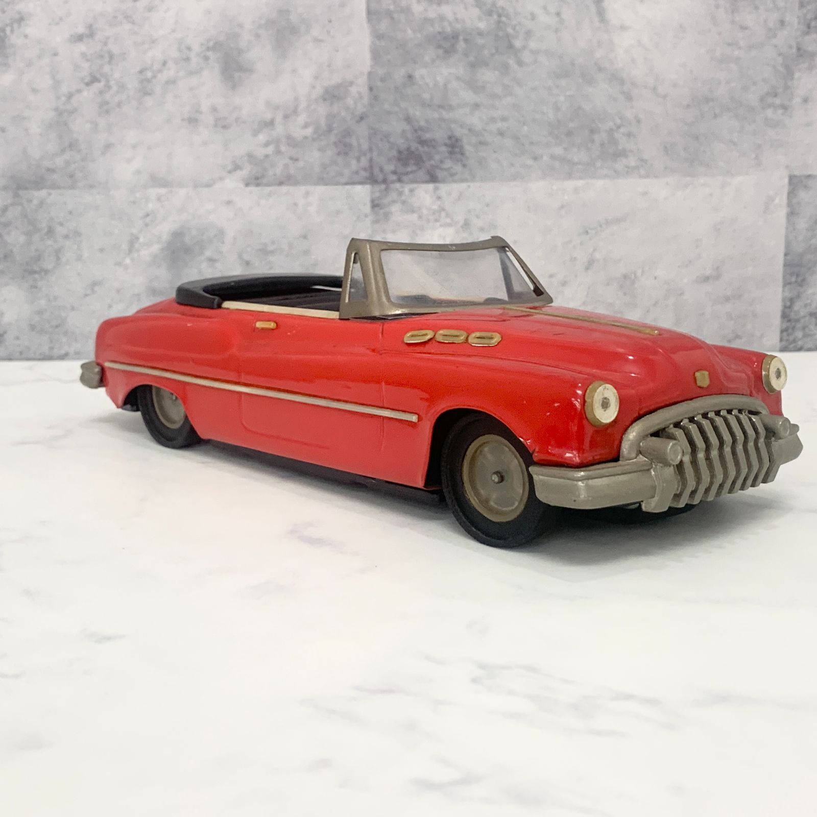 ブリキの車 昭和レトロ BUICK ビュイック コンバーチブル 1950年代