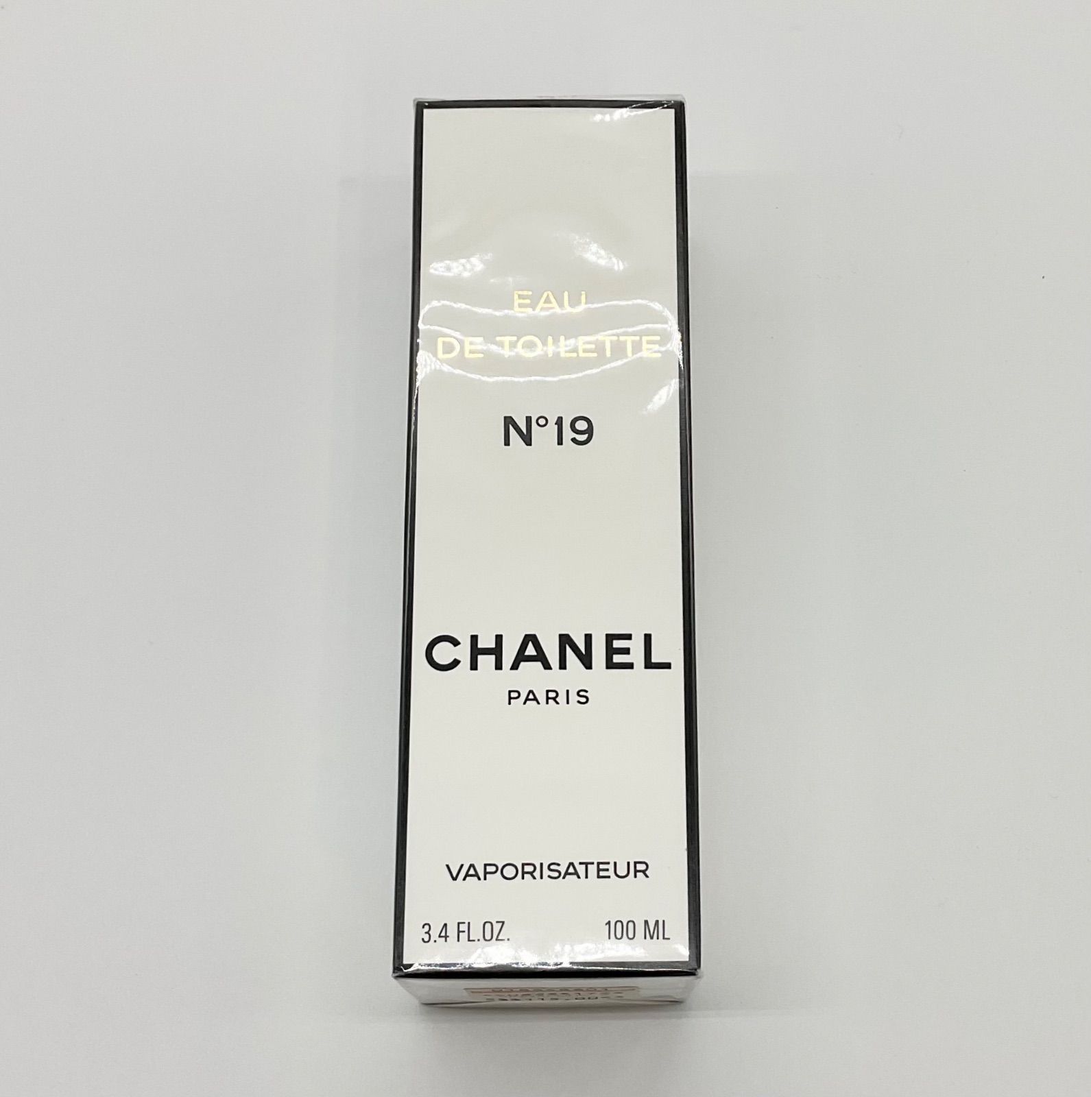 【未開封・保管品】CHANEL シャネル N°19 香水 100ml