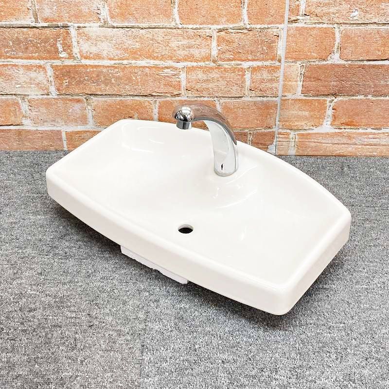 【中古品】【美品】 TOTO 洋式 トイレ 便器 「S91CR」 SH371・SH381・SH391シリーズなどのタンク蓋 タンク用の蓋(ふた) #SC1(パステルアイボリー) 11F