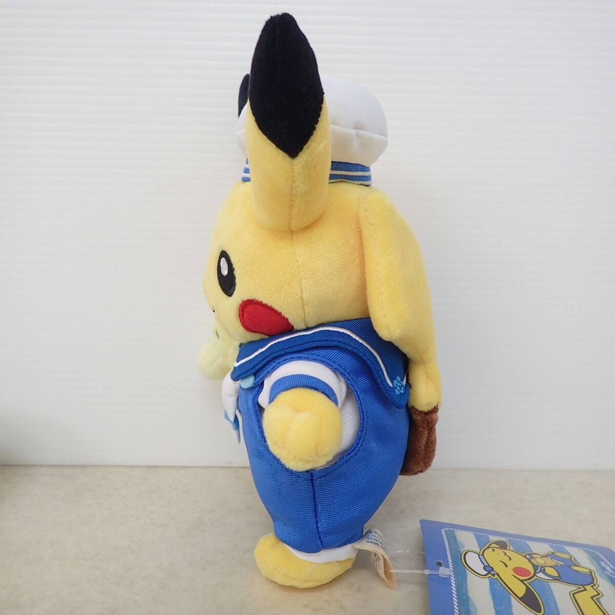 ポケモンセンター ぬいぐるみ ピカチュウ (ぬいぐるみ抱っこ) ポケモン