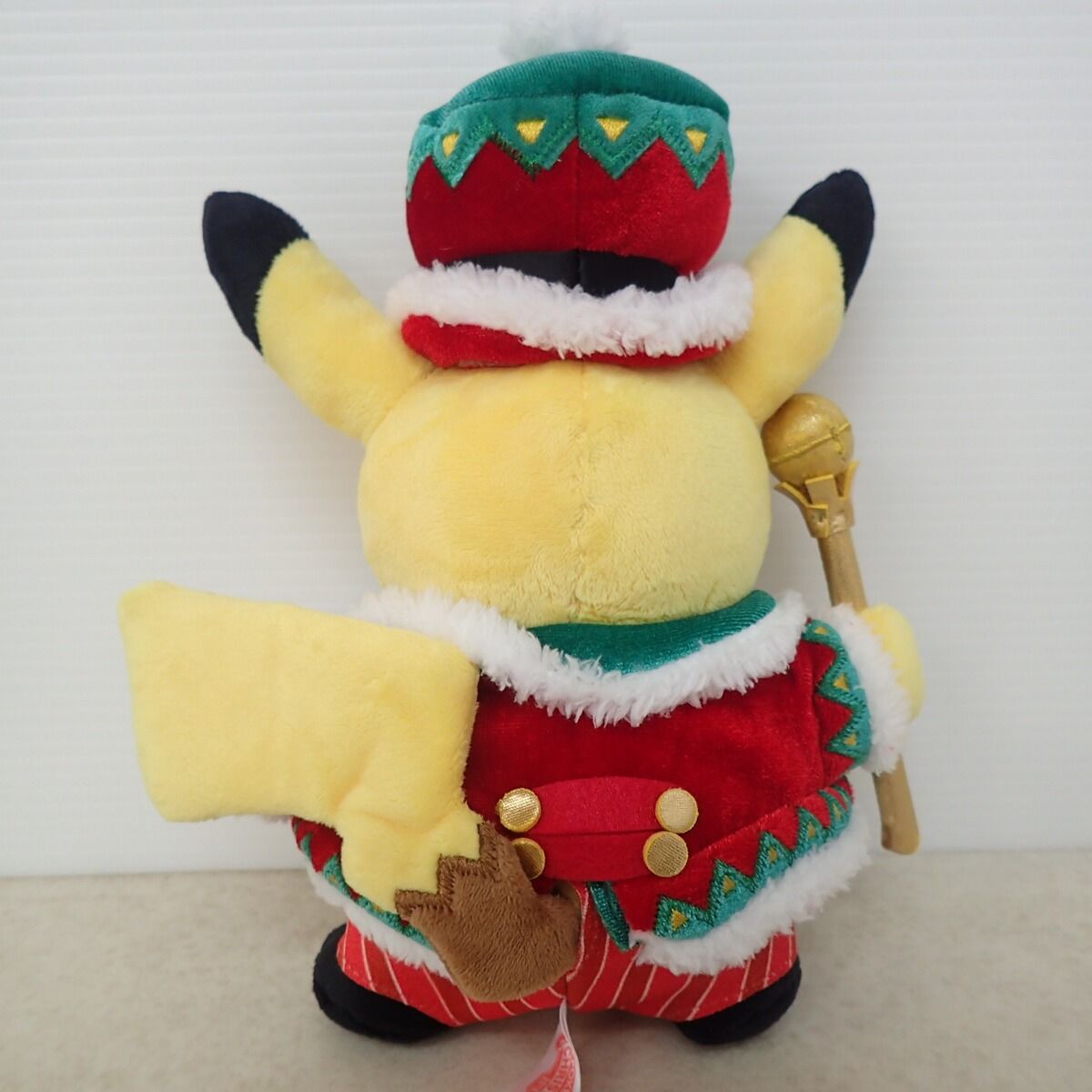ポケモンセンター　新品　タグ付き　ピカチュウ クリスマス ぬいぐるみ　2018 ポケモンセンター ぬいぐるみ クリスマス2018 ピカチュウ 紙タグ付